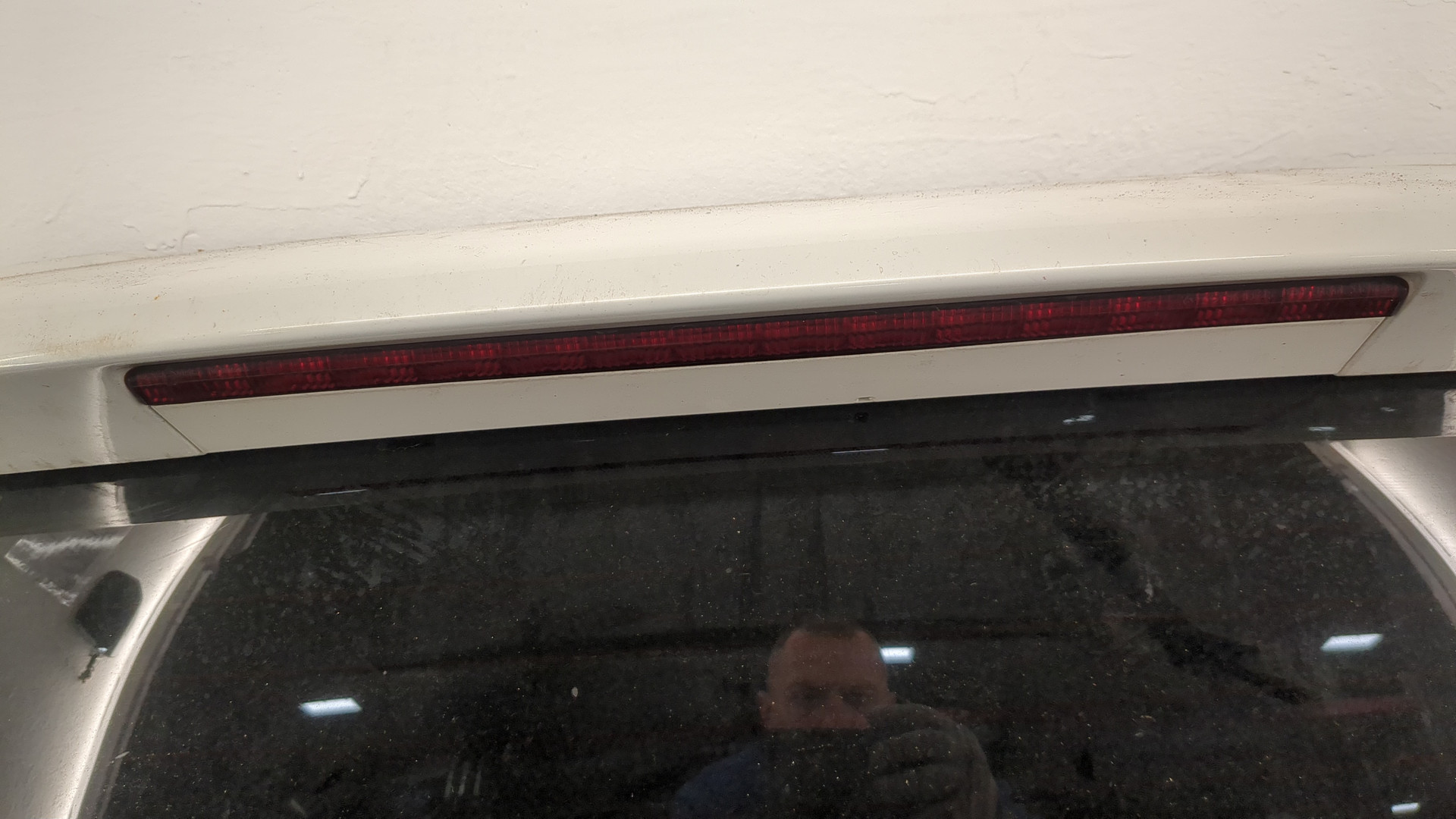 Дверь багажника