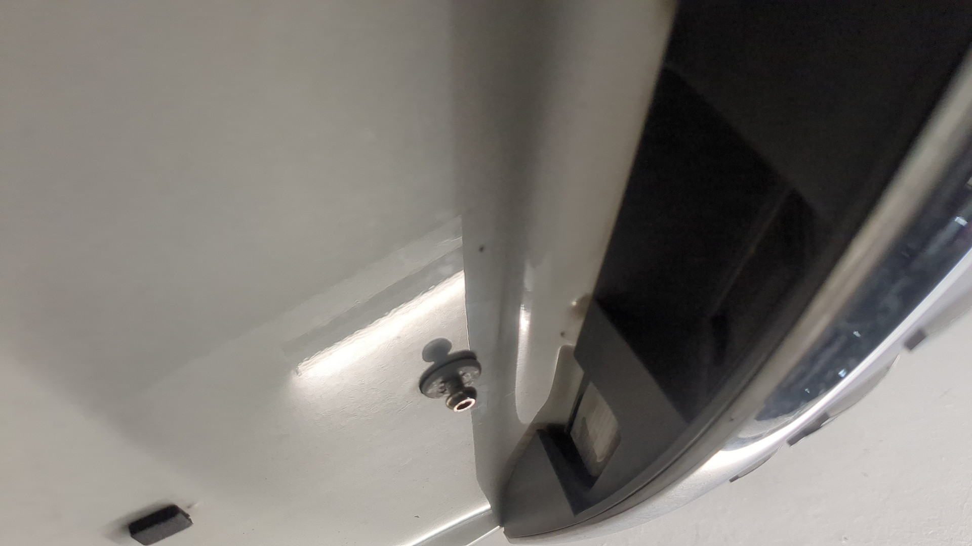 Дверь багажника