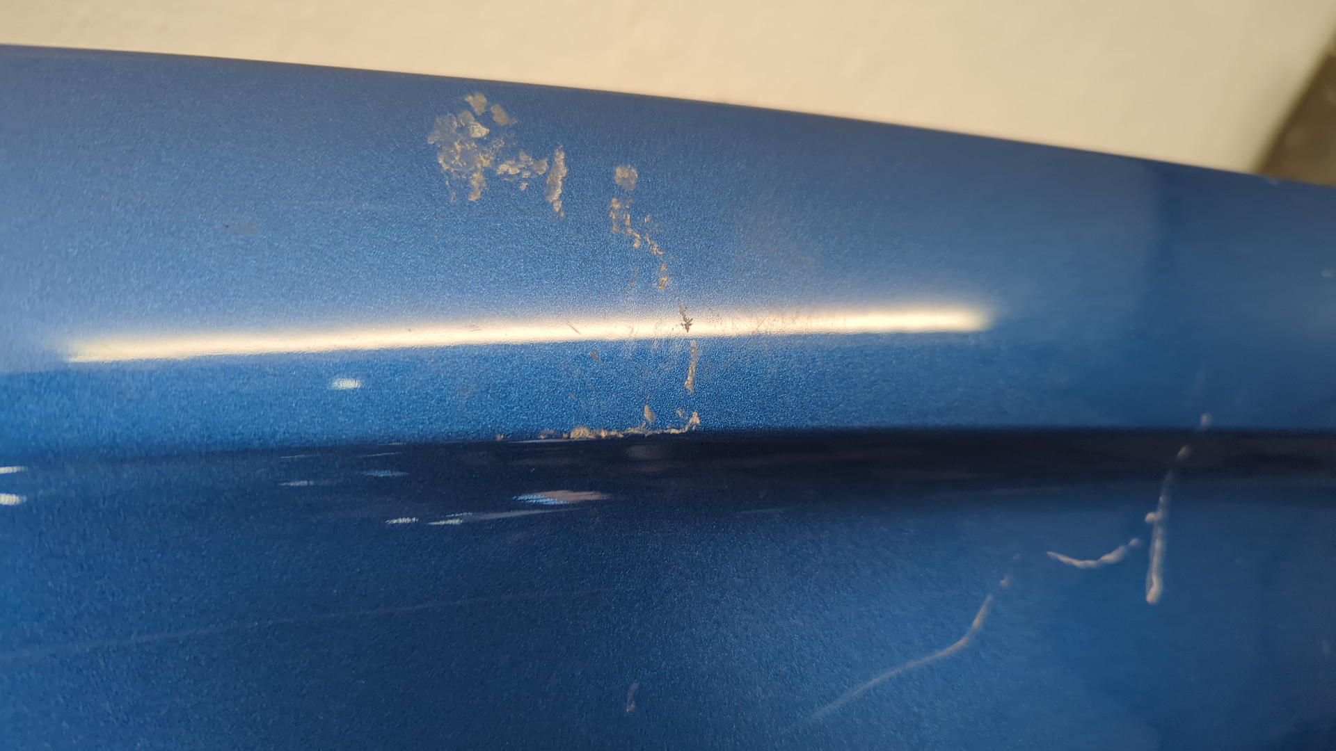 Крыло переднее левое