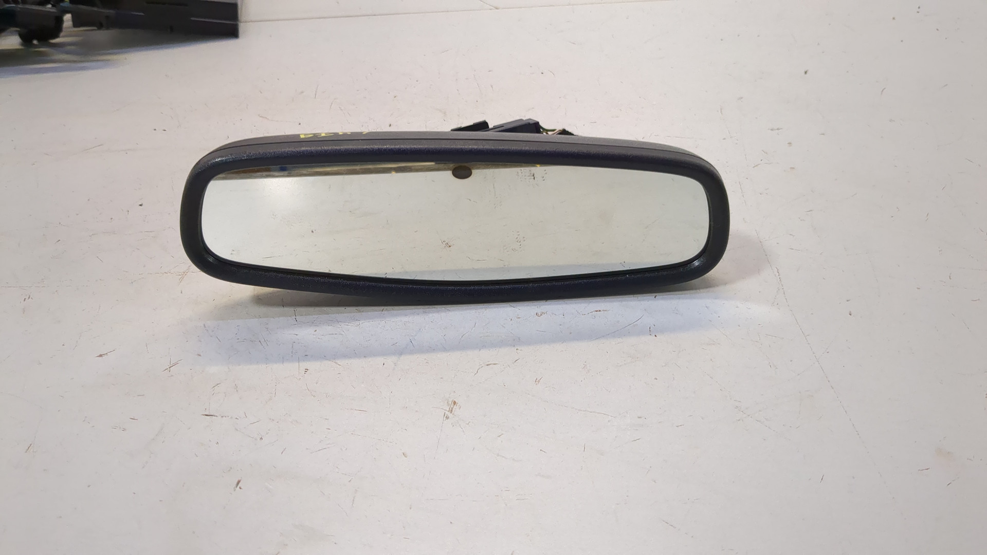 Зеркало заднего вида
