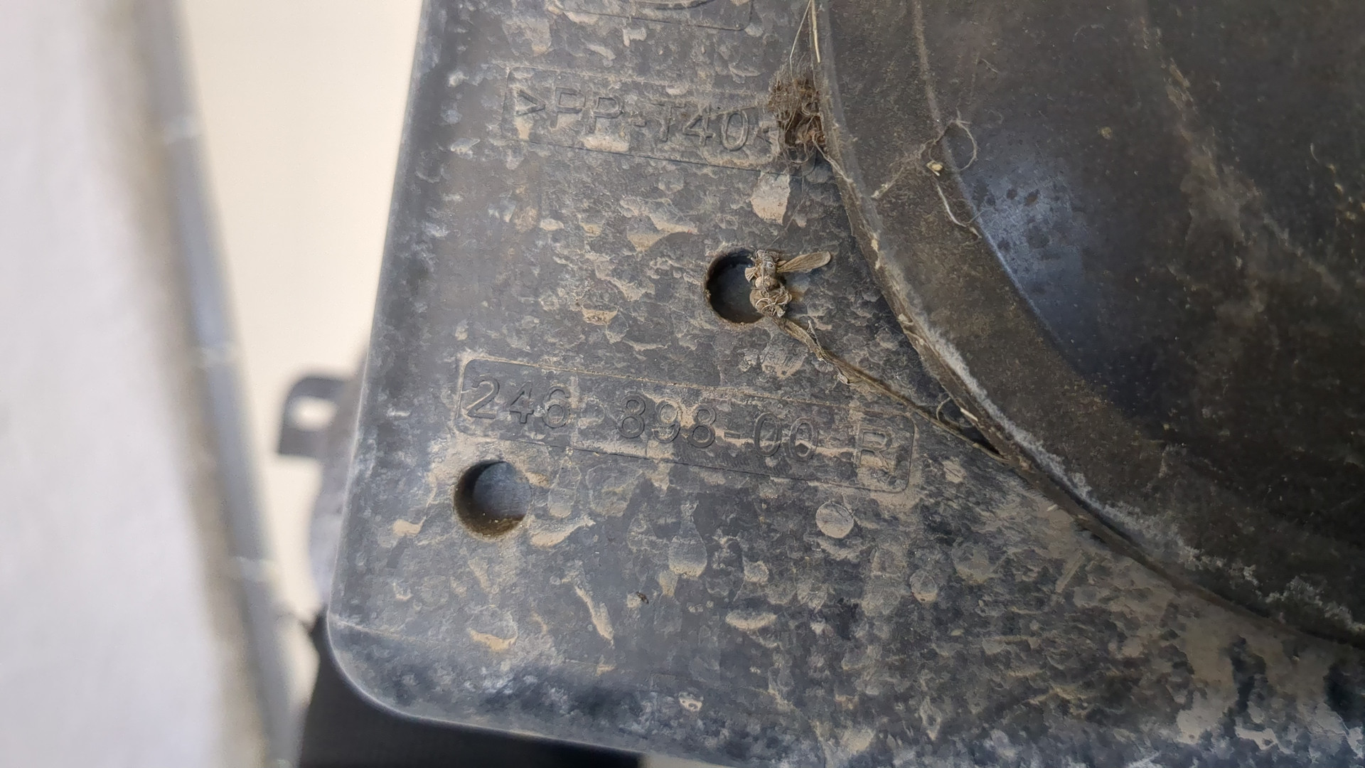 Фара правая