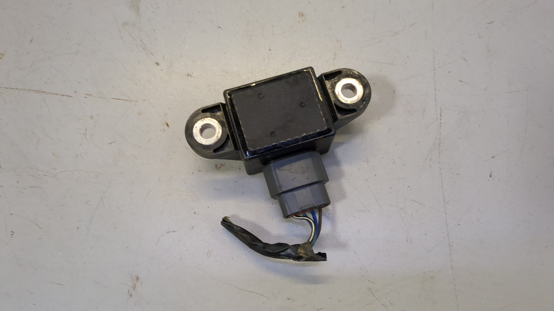 Датчик ускорения