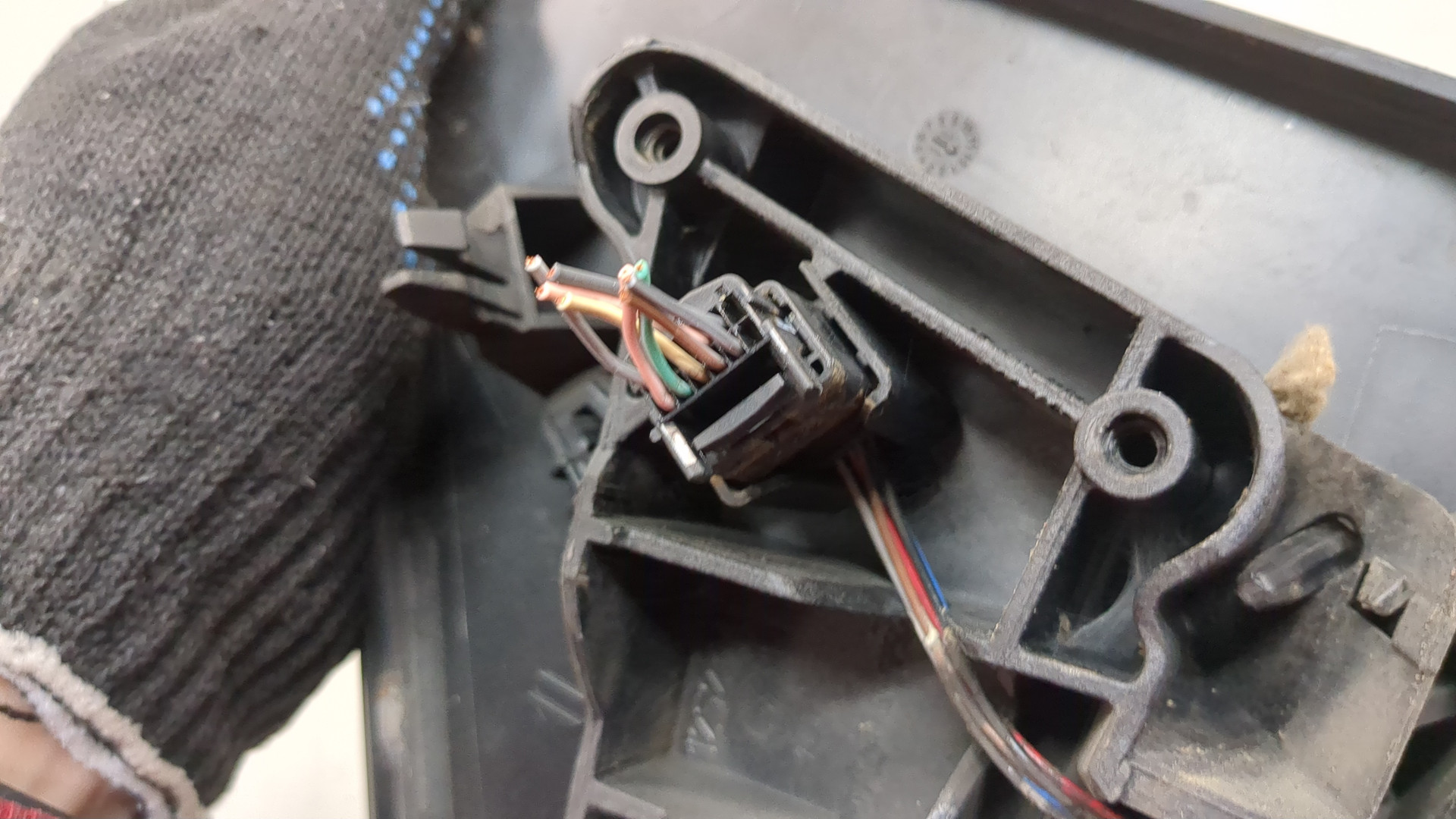 Зеркало правое электрическое