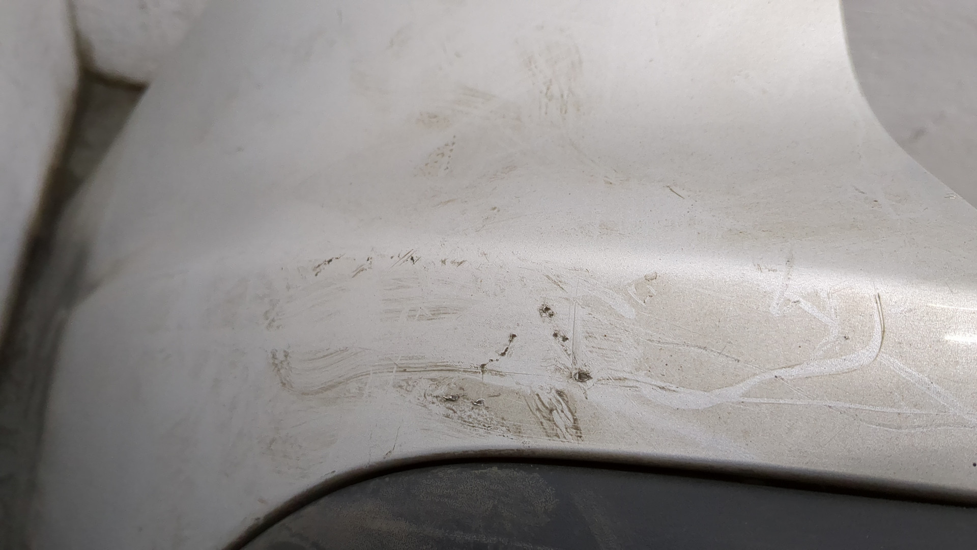 Бампер задний