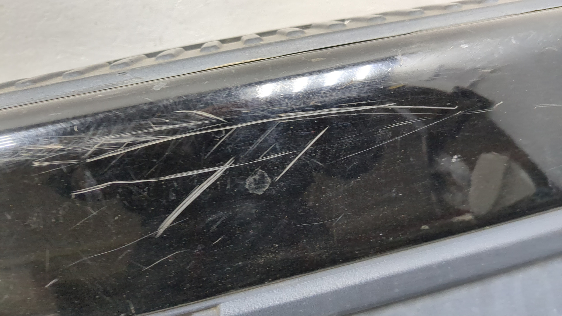 Бампер задний