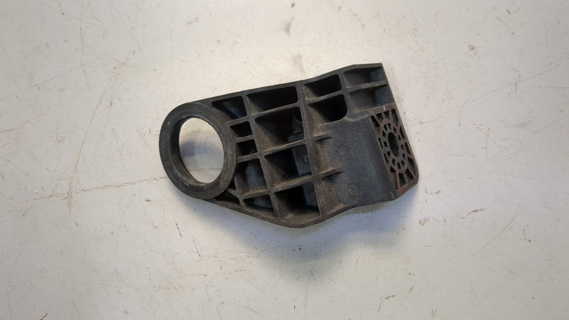 Кронштейн радиатора