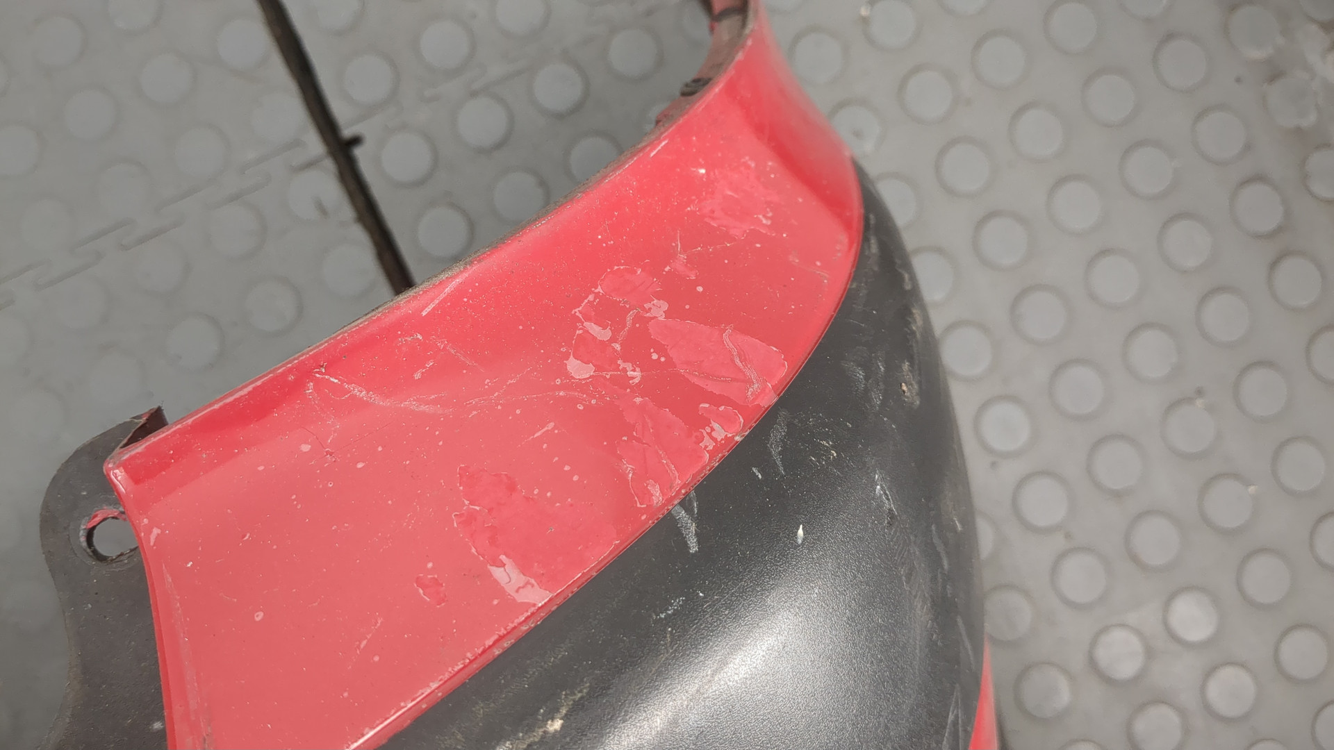 Бампер задний