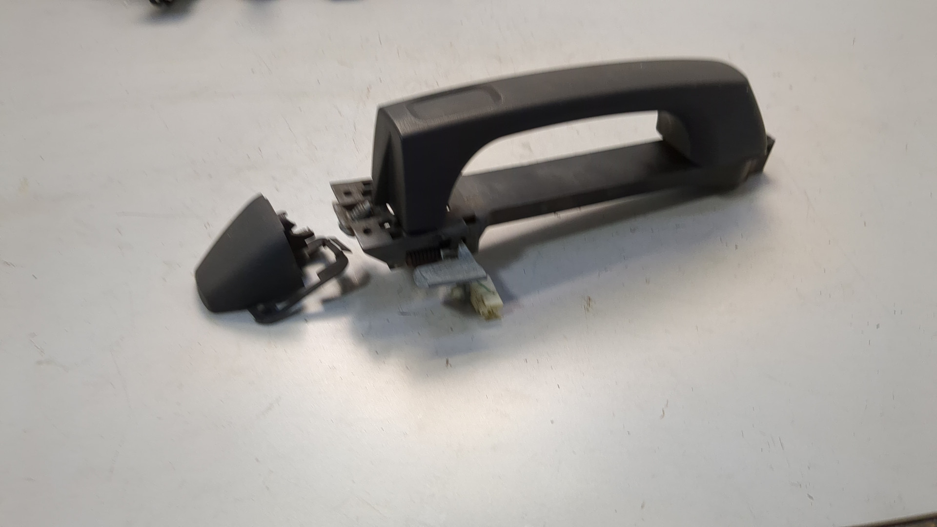 Ручка двери наружная