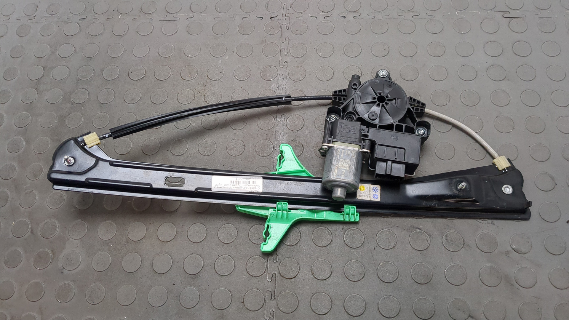 Стеклоподъемник электр. задний левый