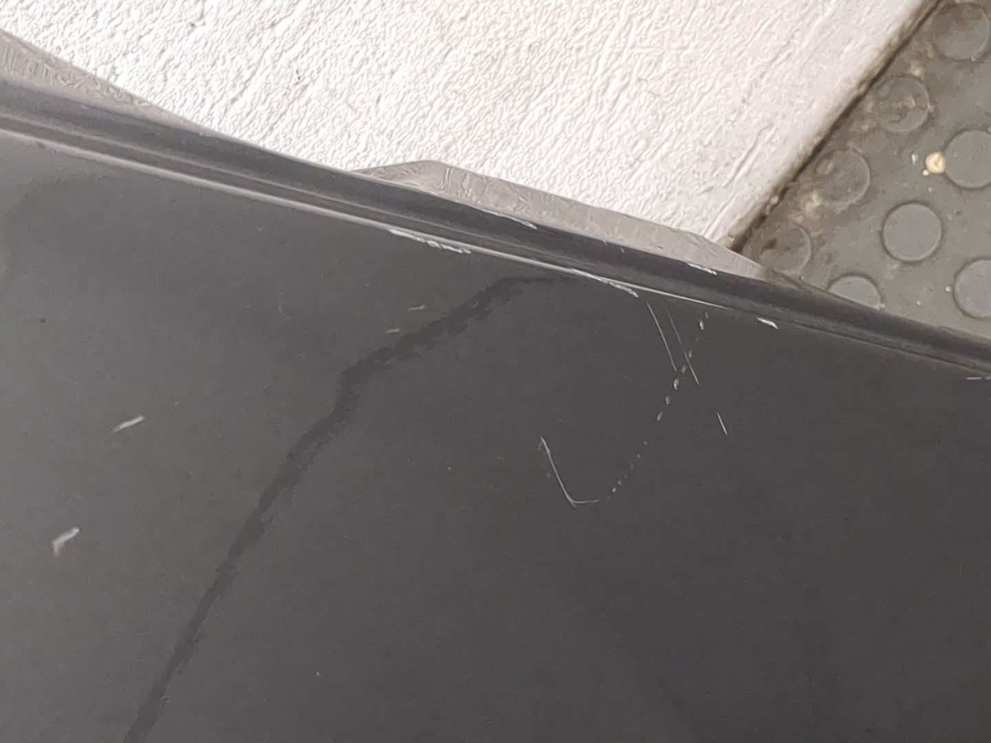 Крыло переднее левое