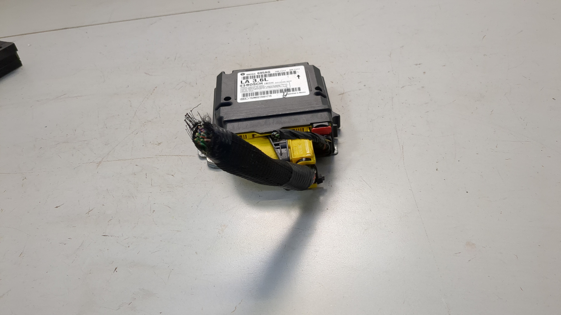 Блок управления подушек безопасности (AIR BAG)