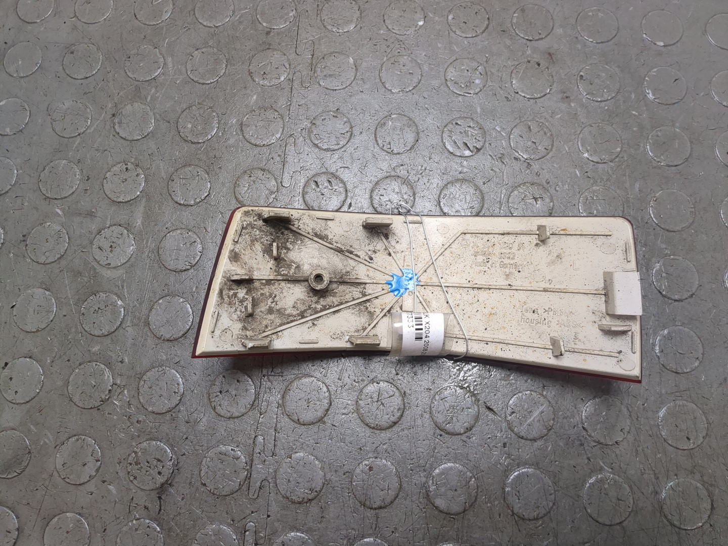 Отражатель в бампер задний левый