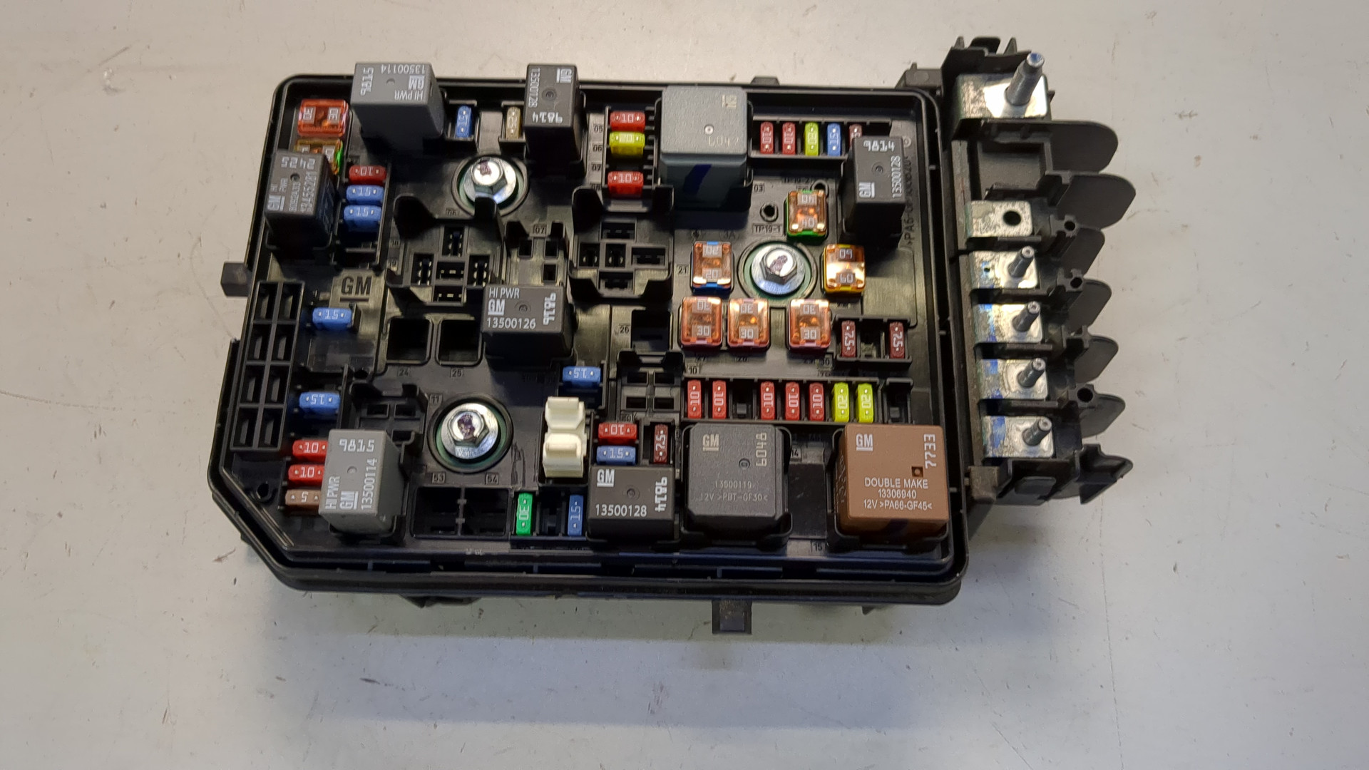 Блок предохранителей