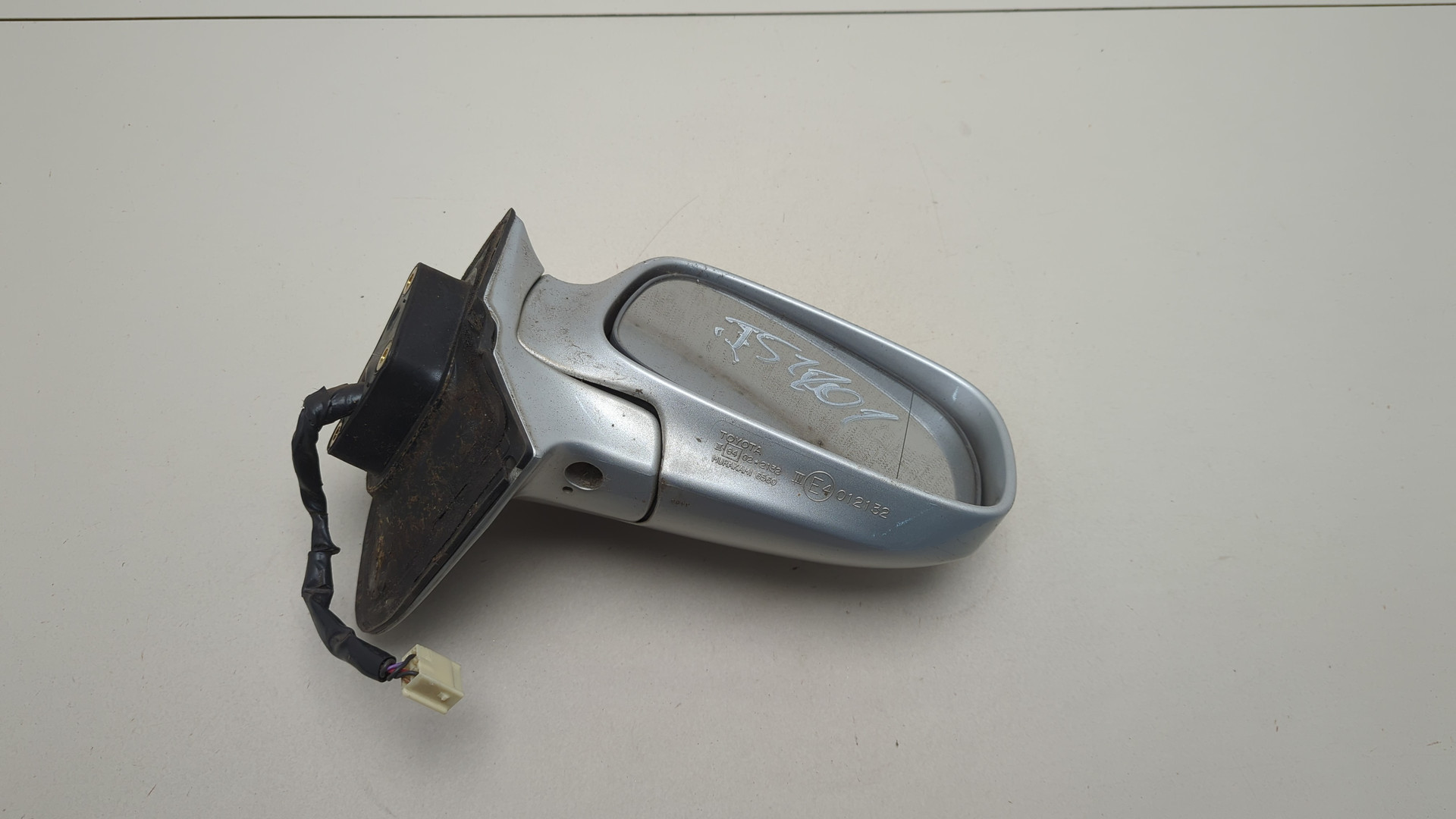 Зеркало правое электрическое