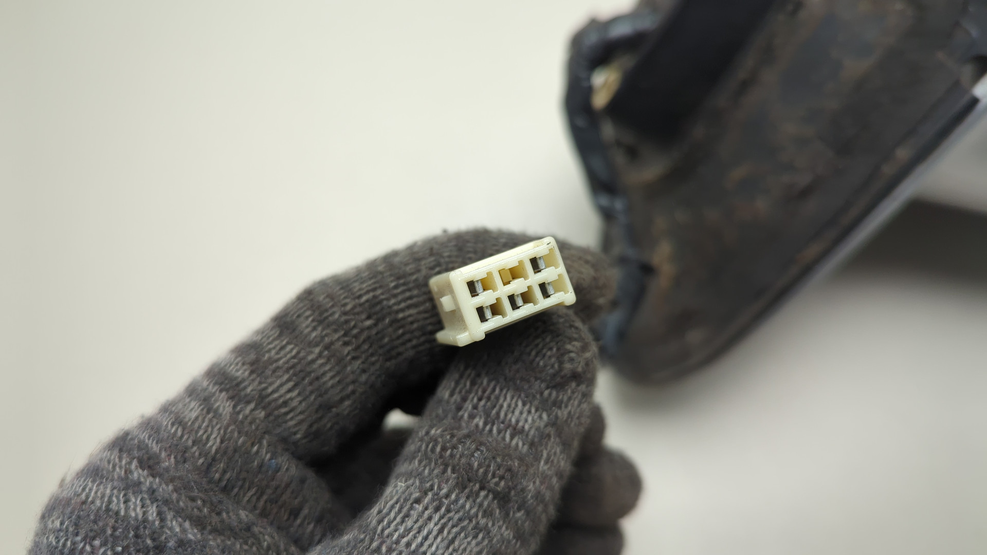 Зеркало правое электрическое