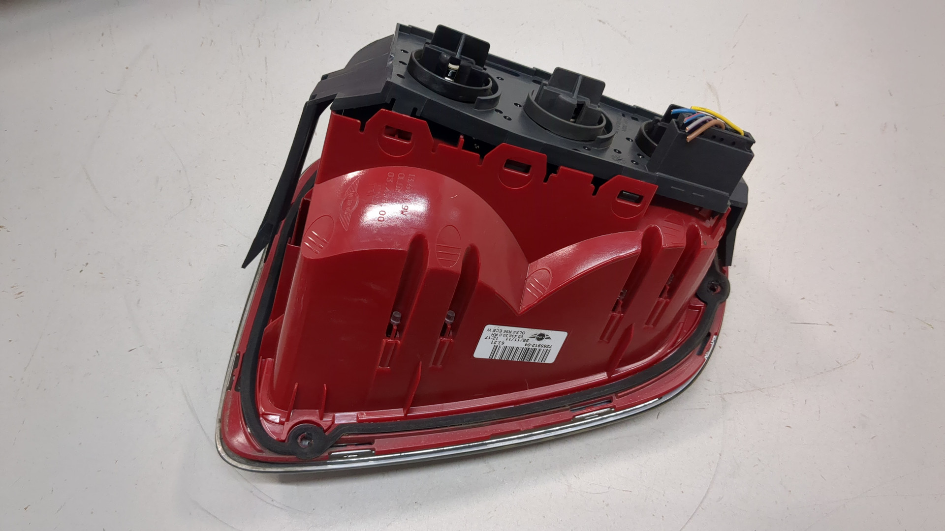 Фонарь задний правый