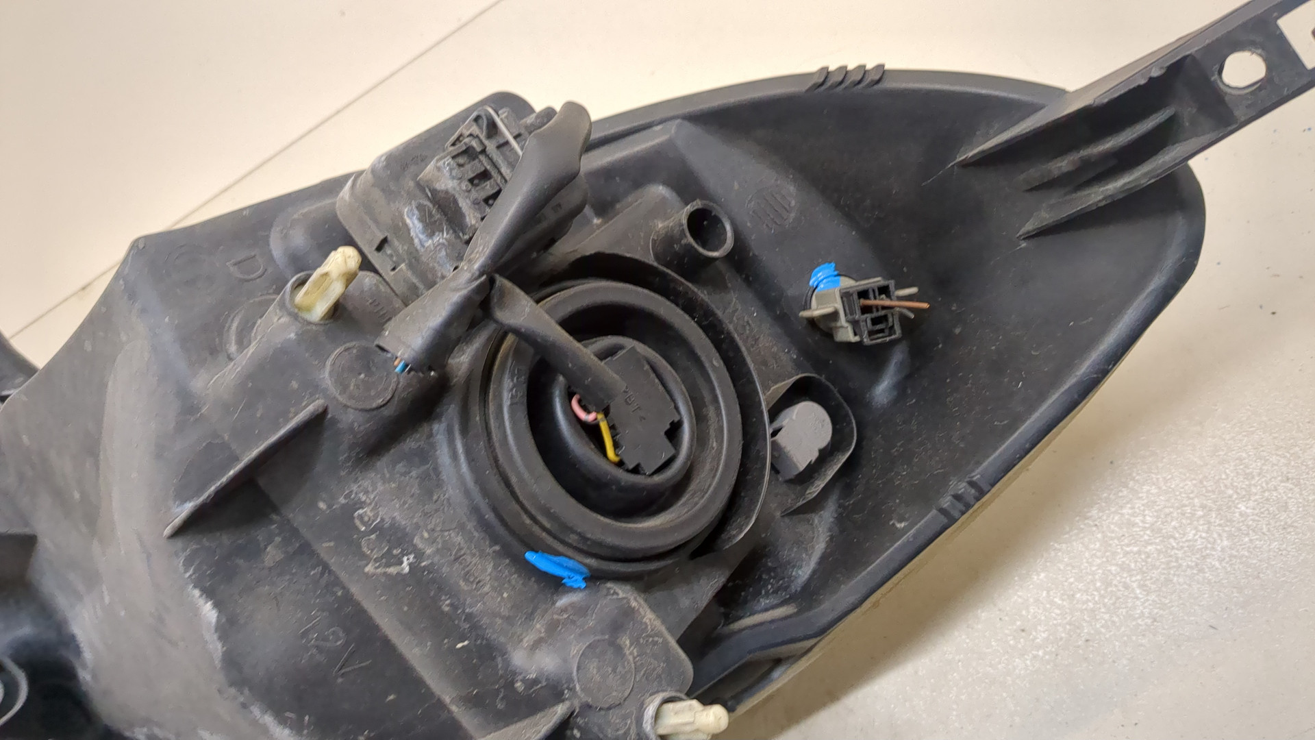 Фара правая