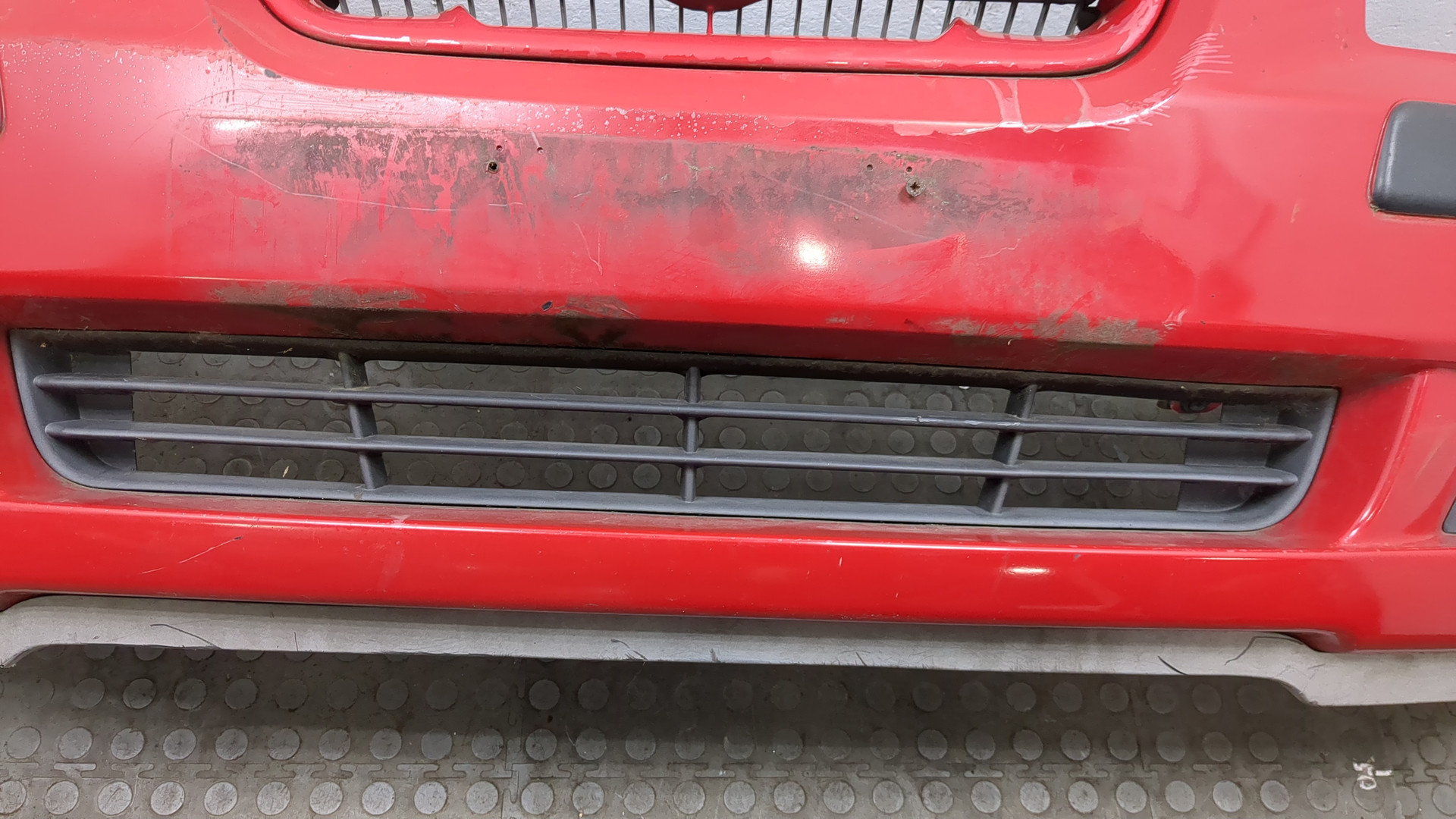 Бампер передний