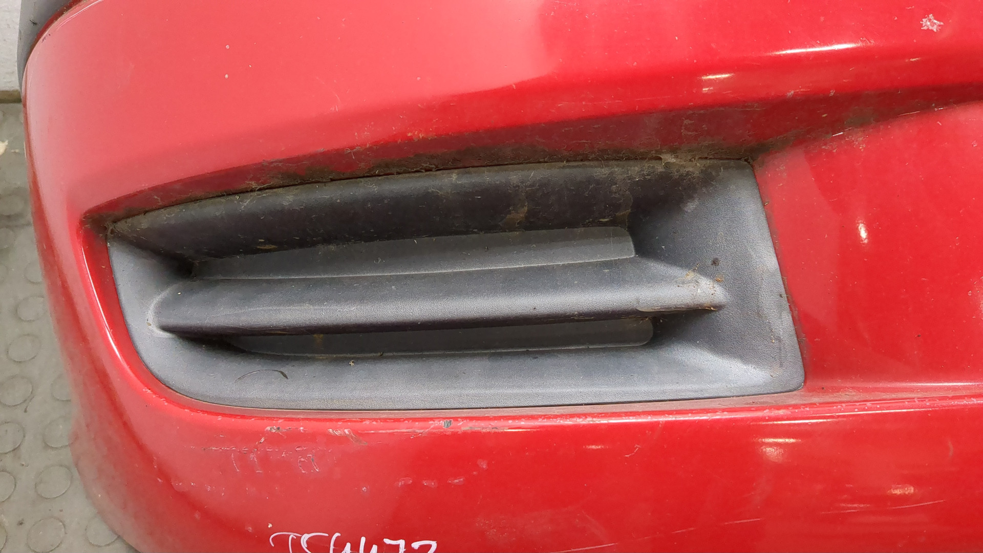 Бампер передний