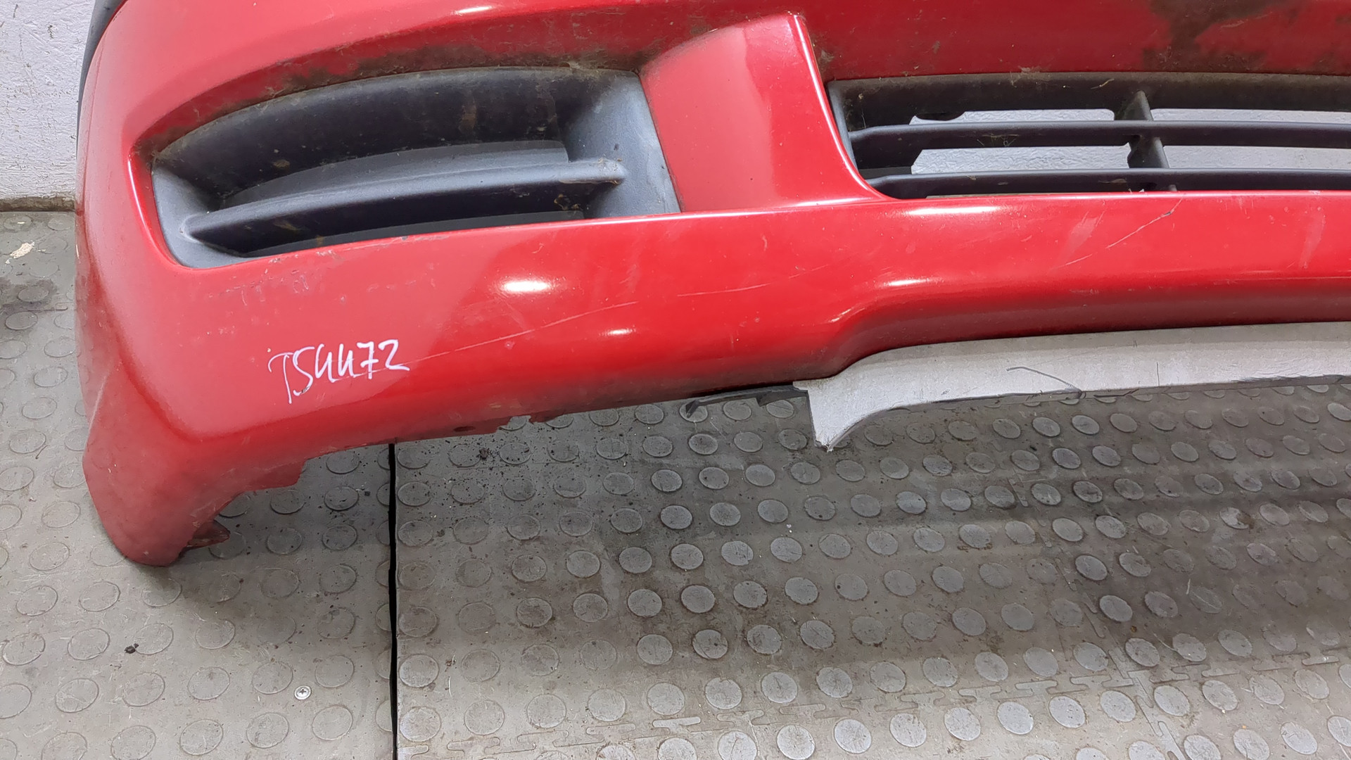 Бампер передний