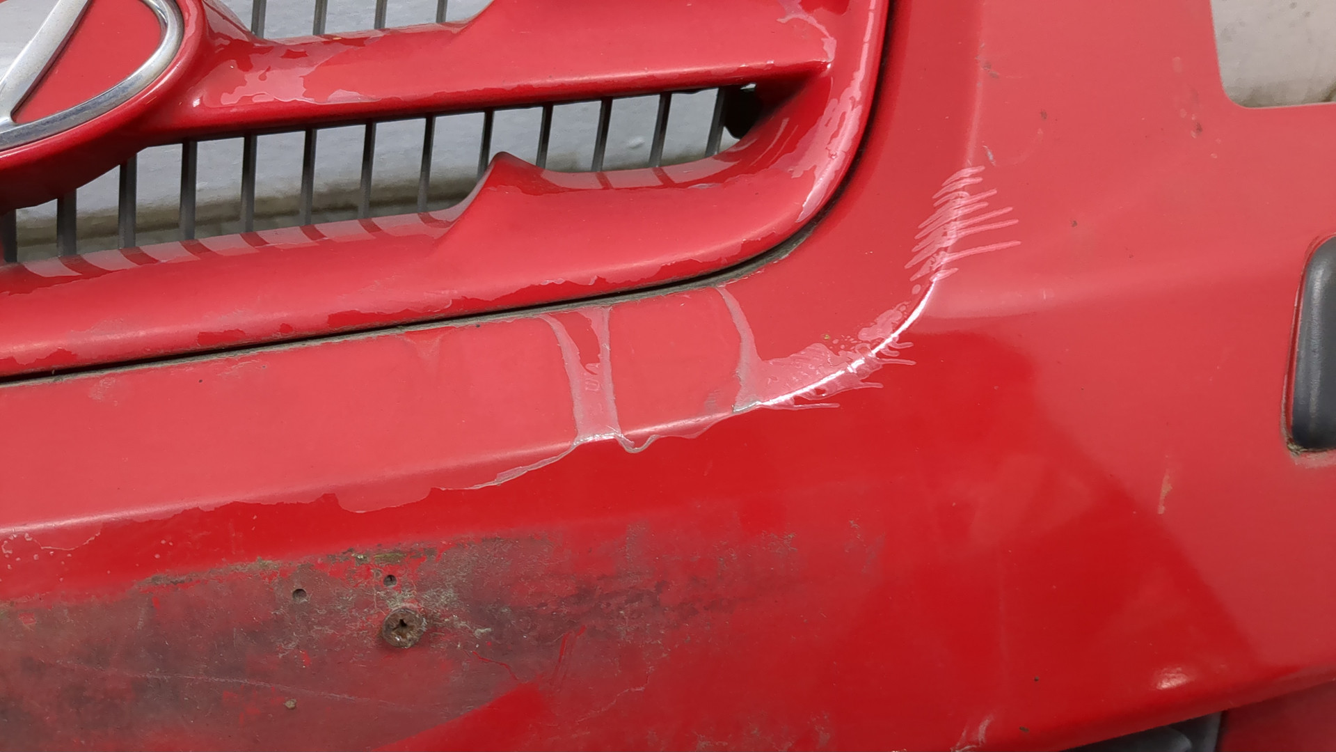 Бампер передний