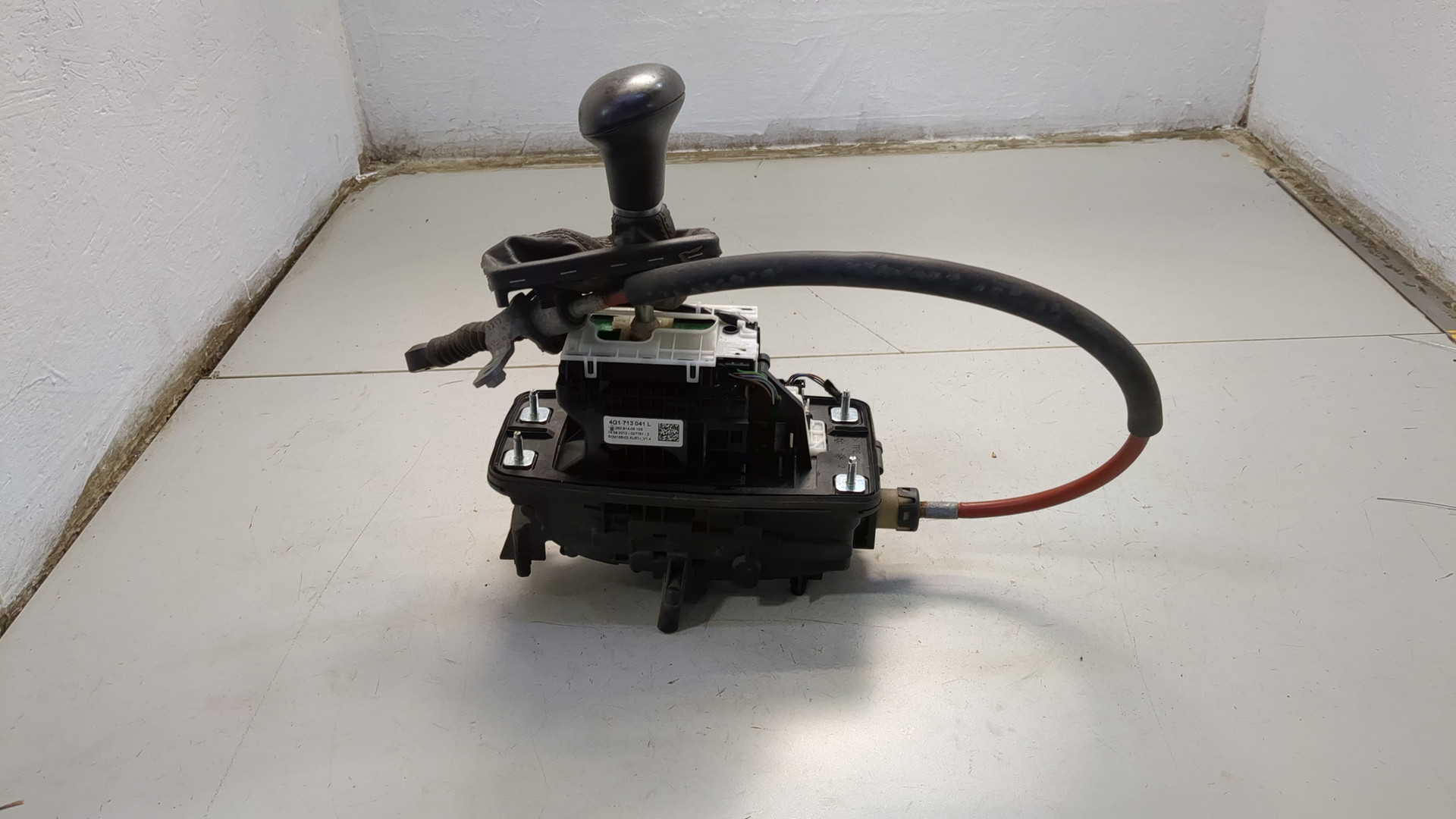 Кулиса МКПП / АКПП