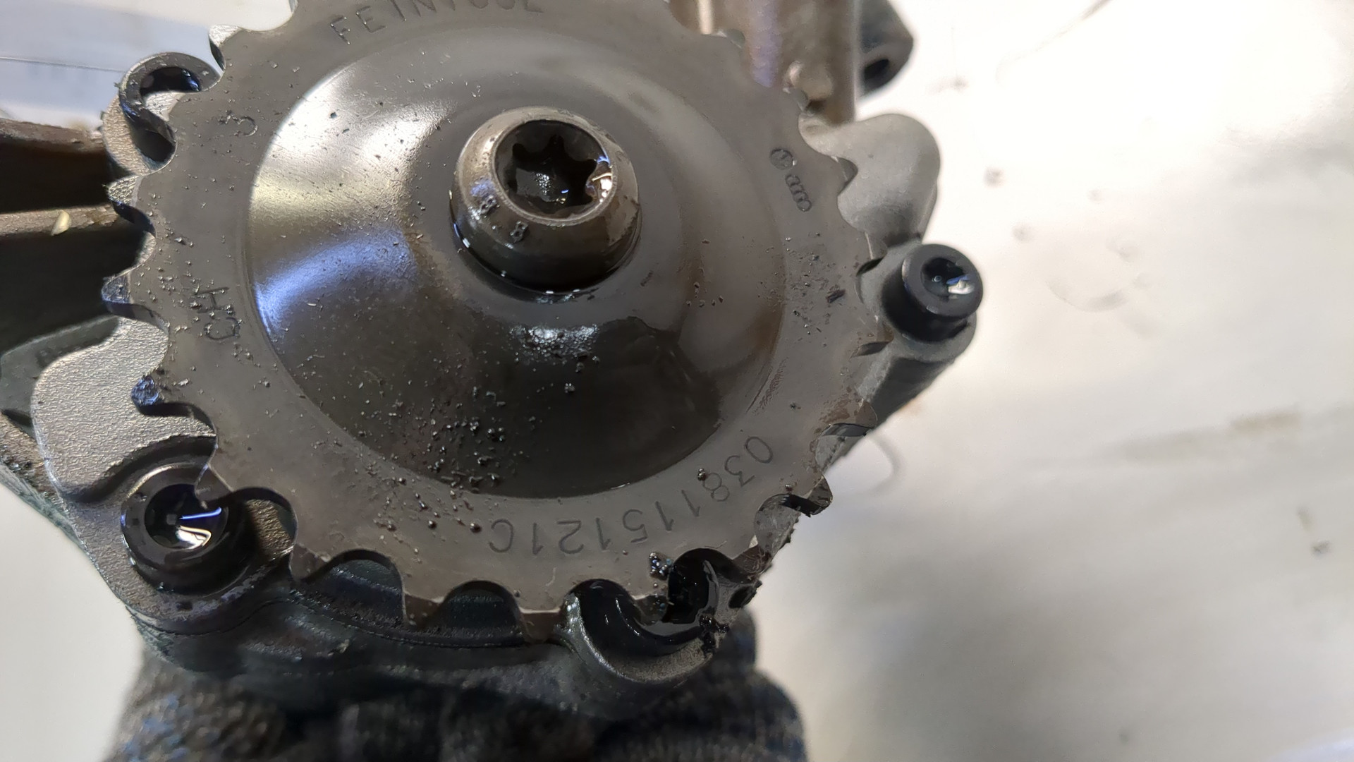 Насос масляный