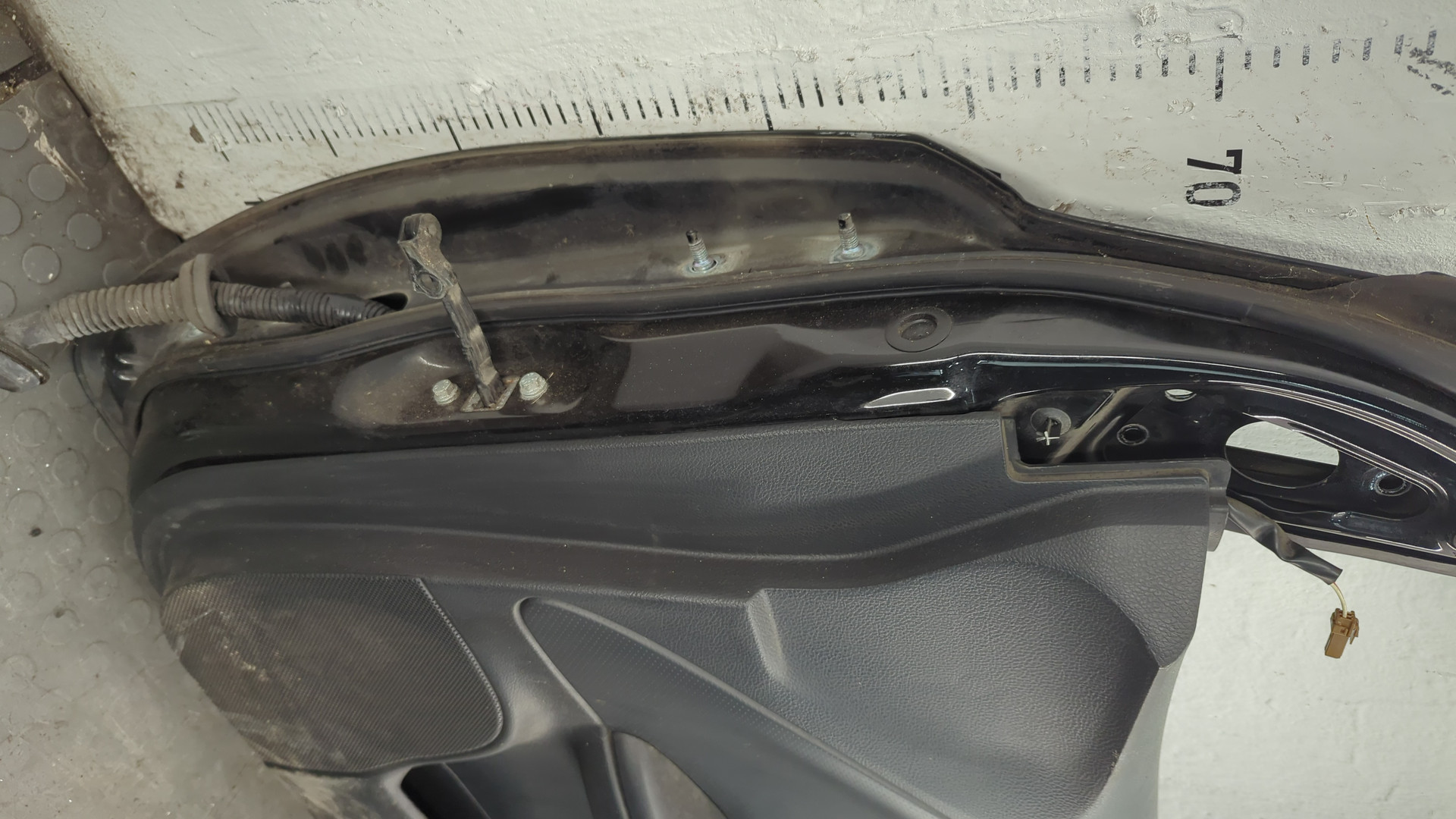 Дверь передняя правая