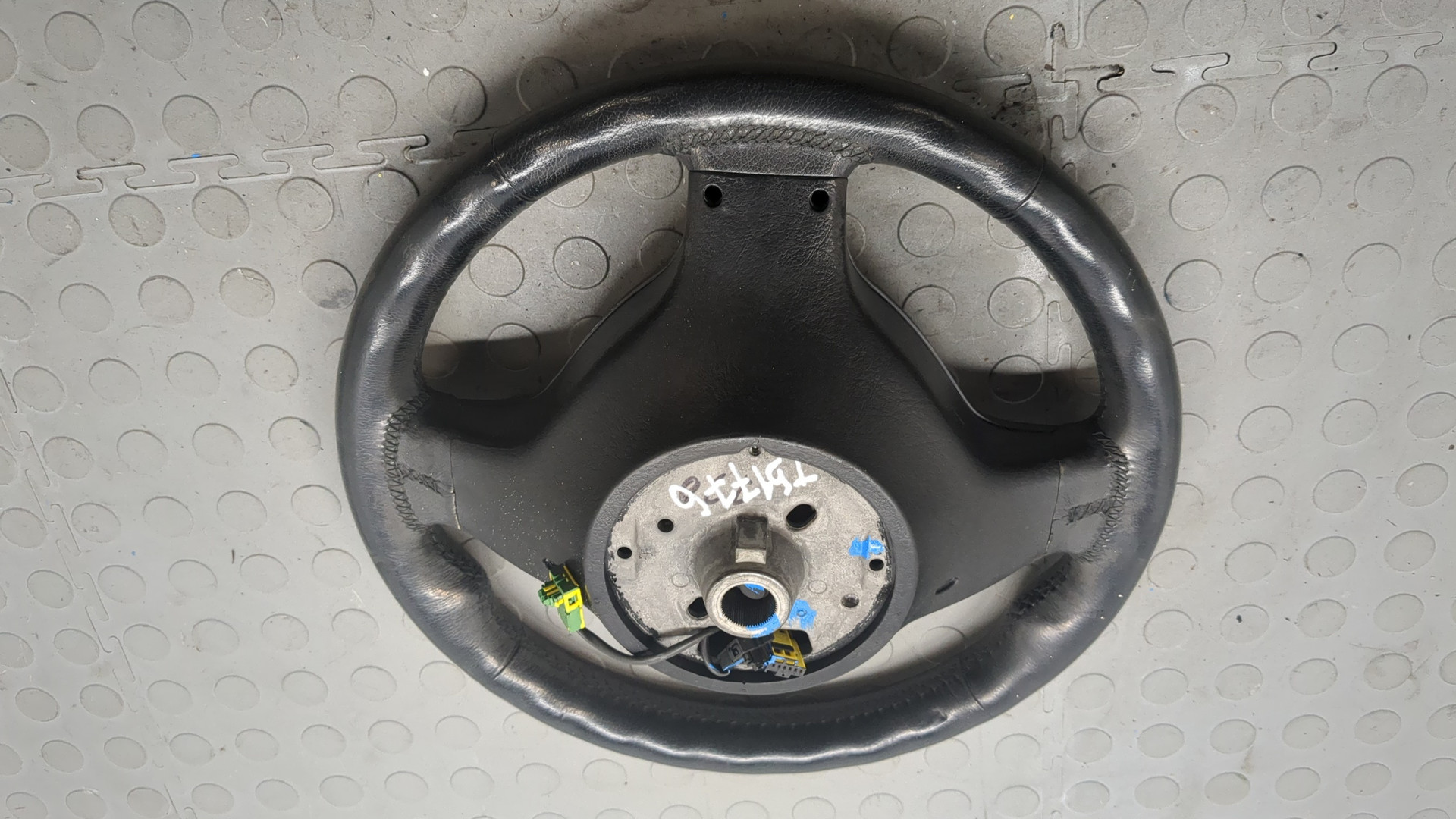 Рулевое колесо (руль)