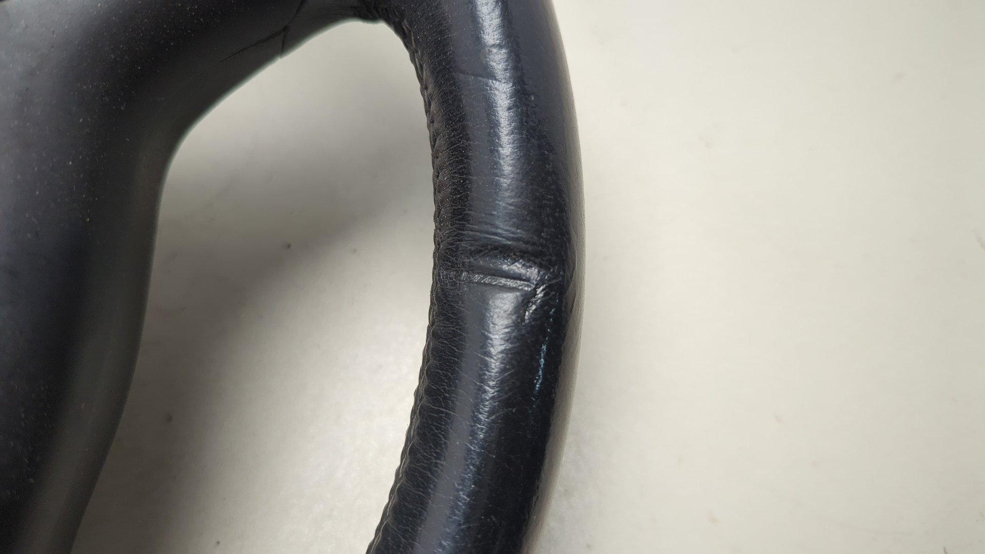 Рулевое колесо (руль)