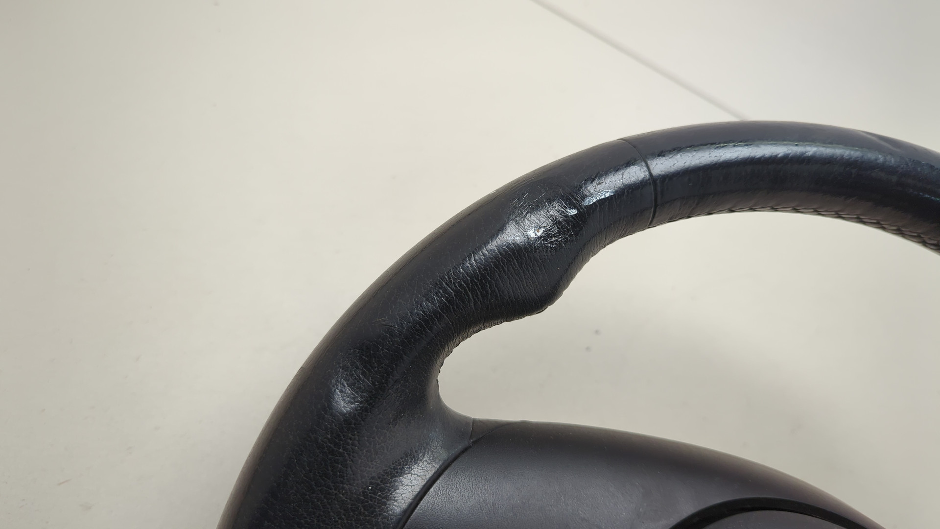 Рулевое колесо (руль)