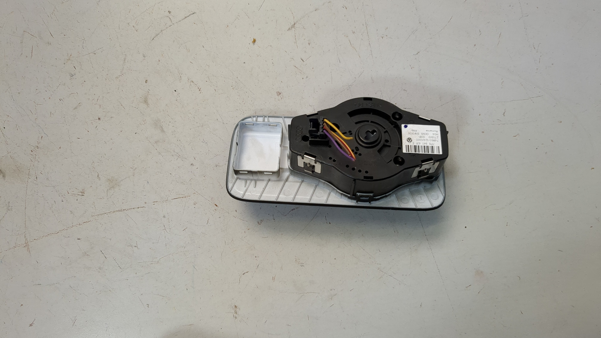 Переключатель света фар