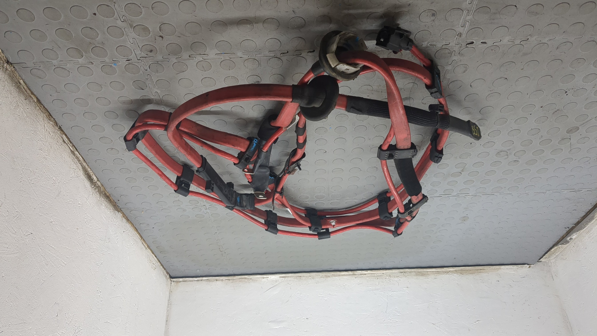 Провод высокого напряжения