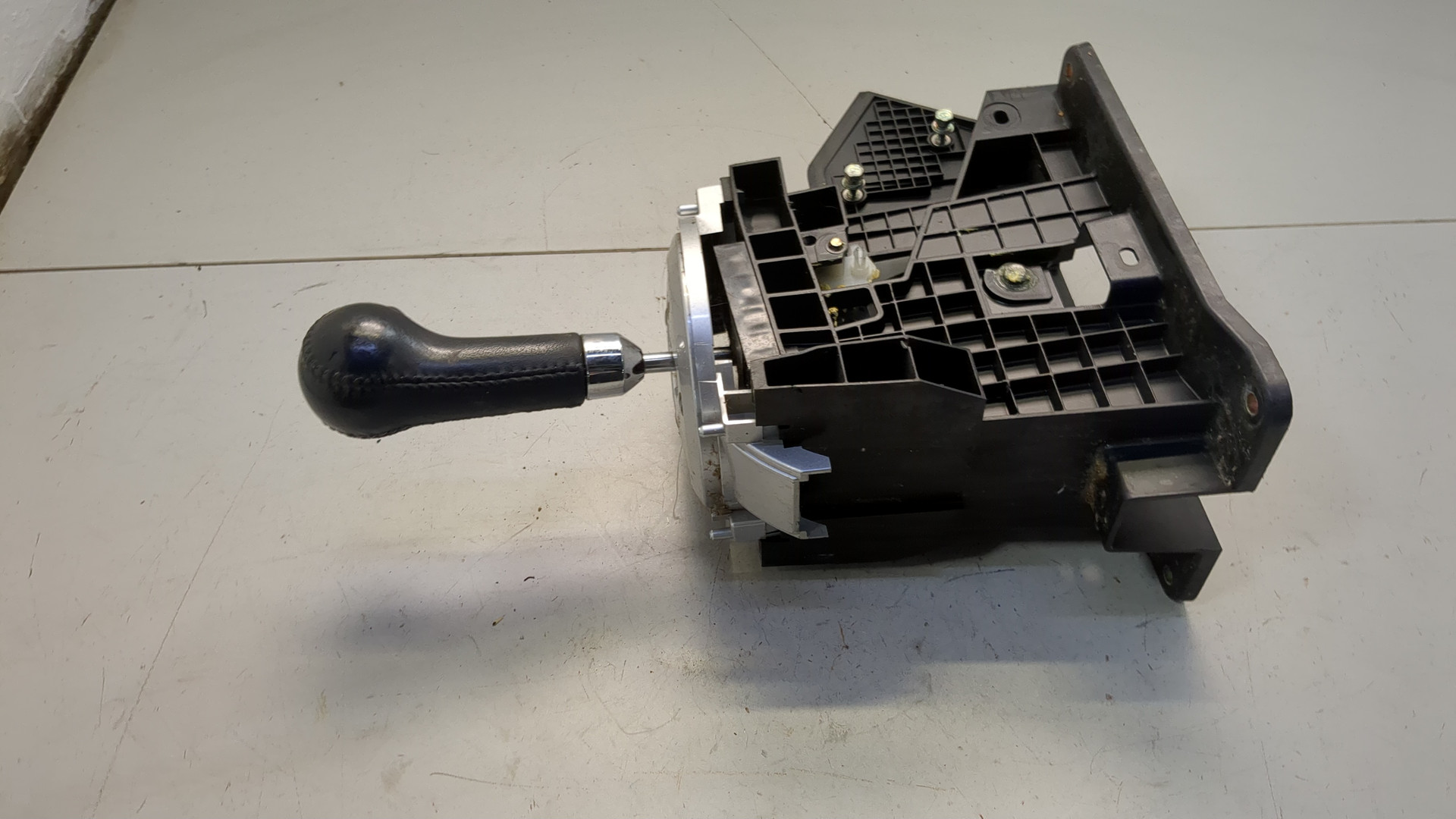 Кулиса МКПП / АКПП