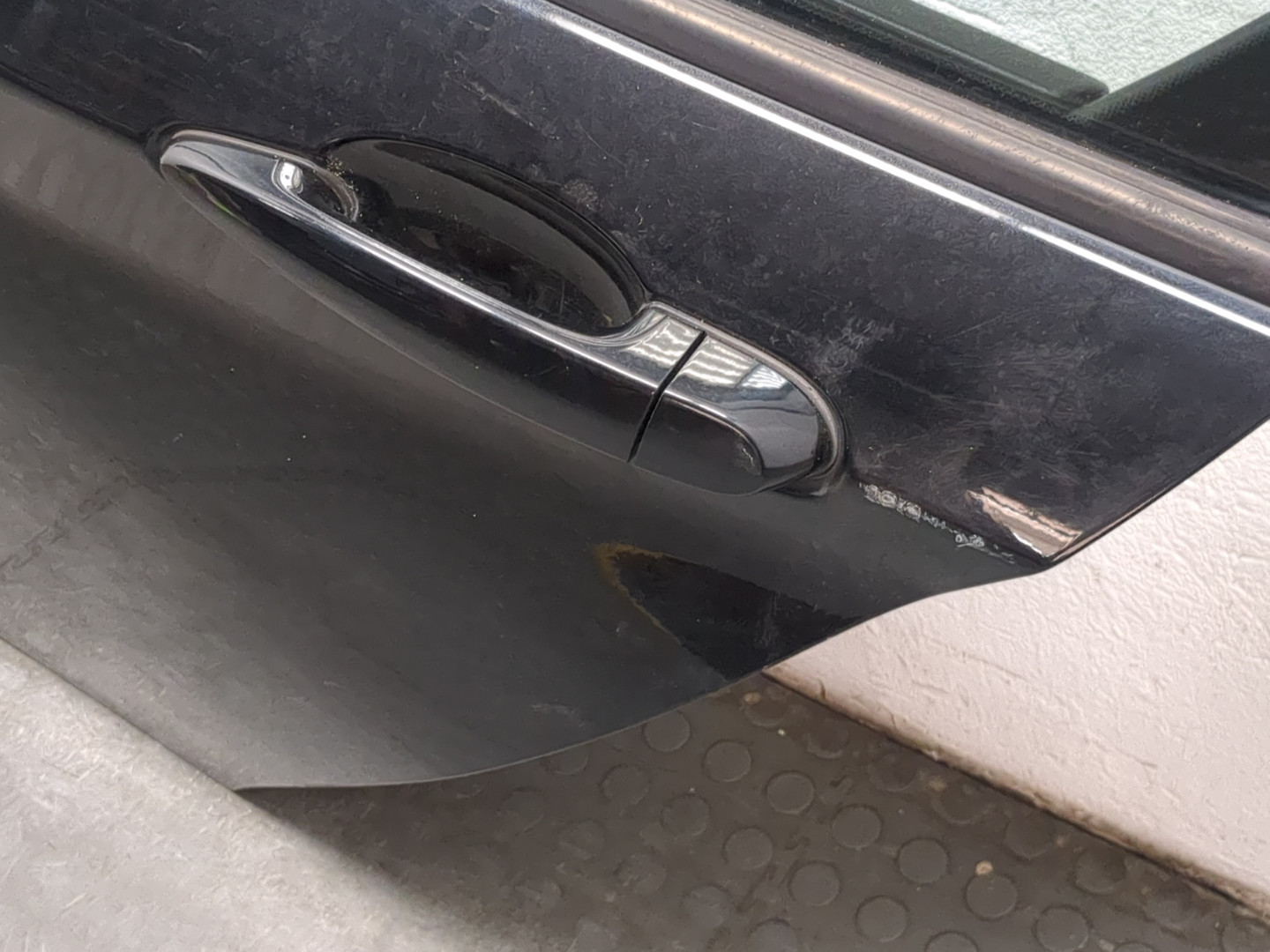 Дверь задняя левая