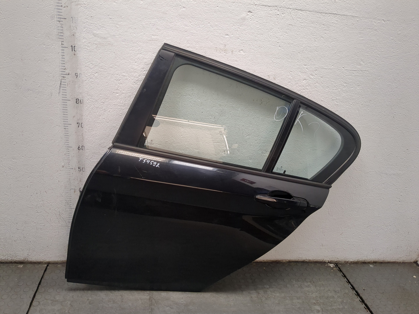 Дверь задняя левая