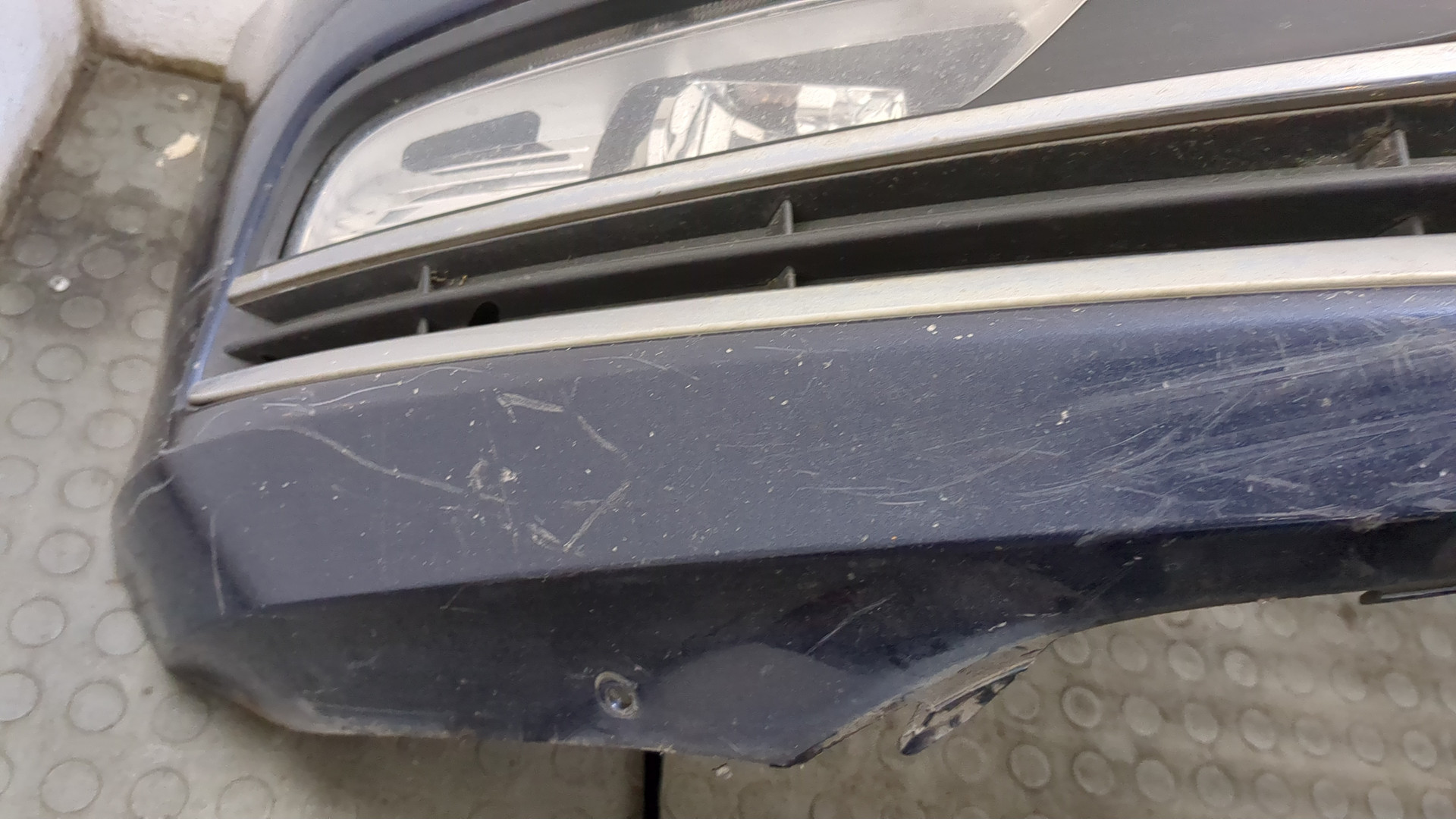 Бампер передний