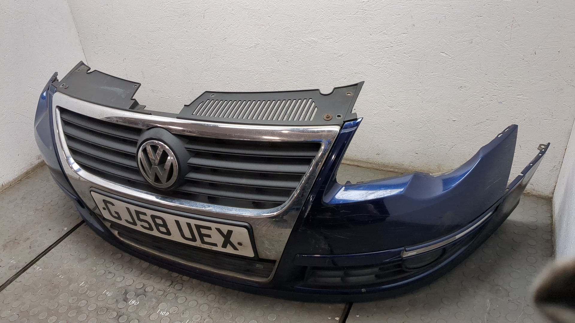 Бампер передний