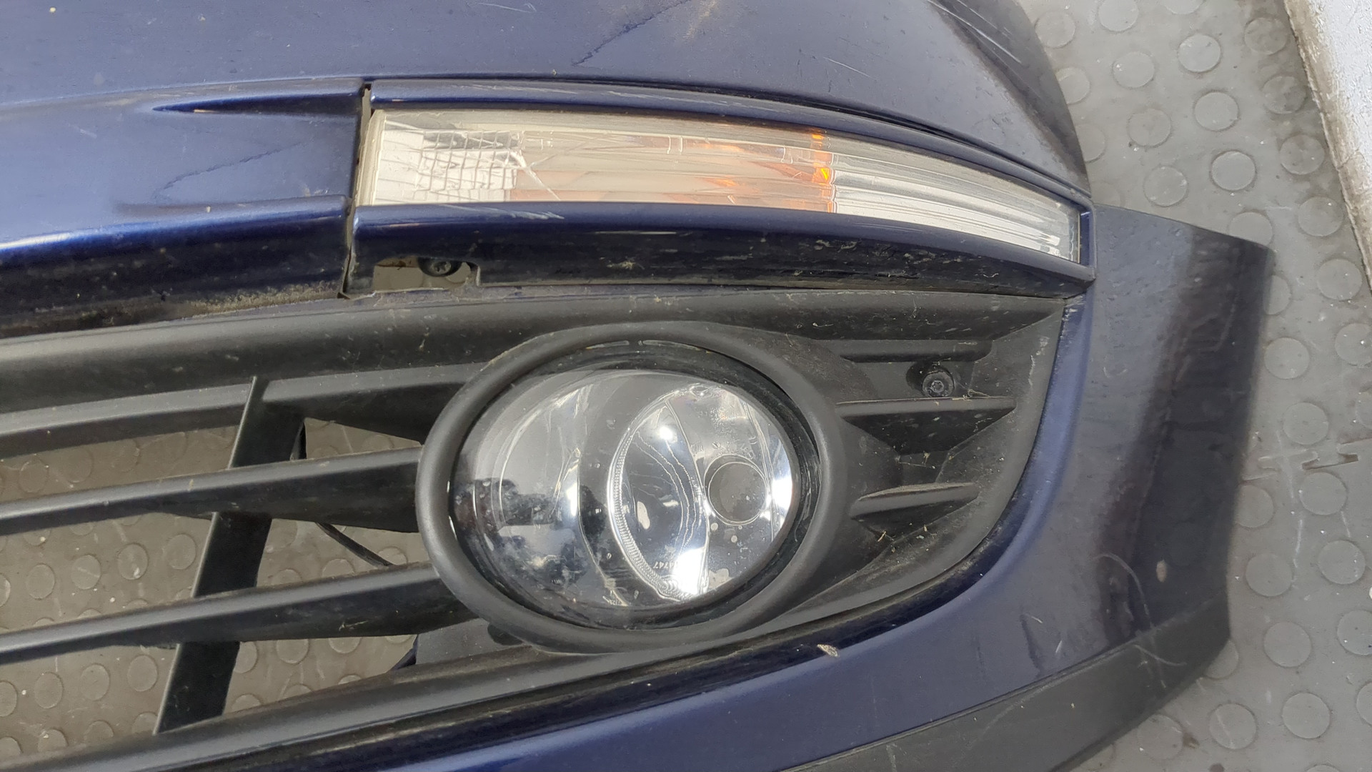 Бампер передний