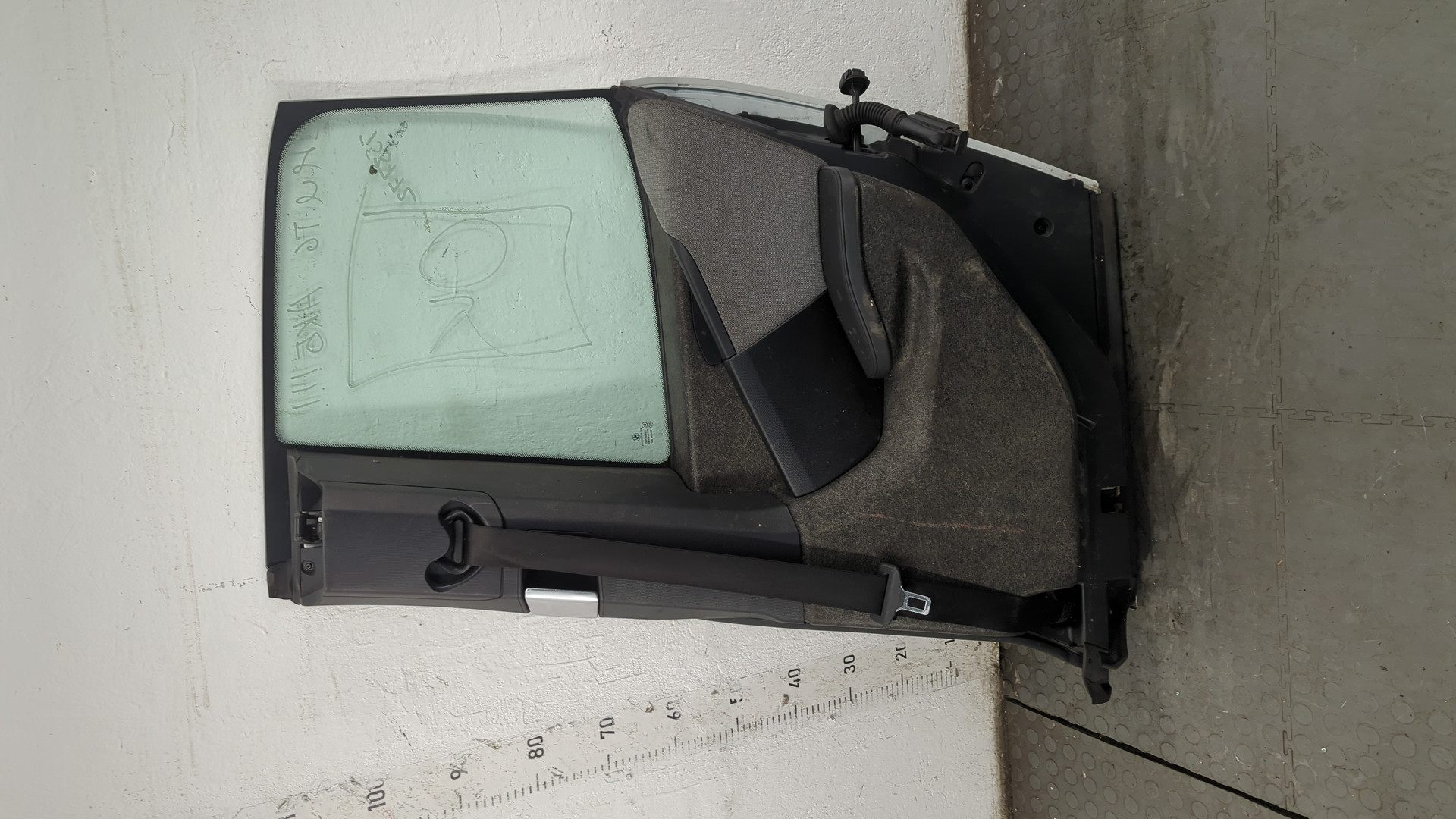 Дверь задняя правая