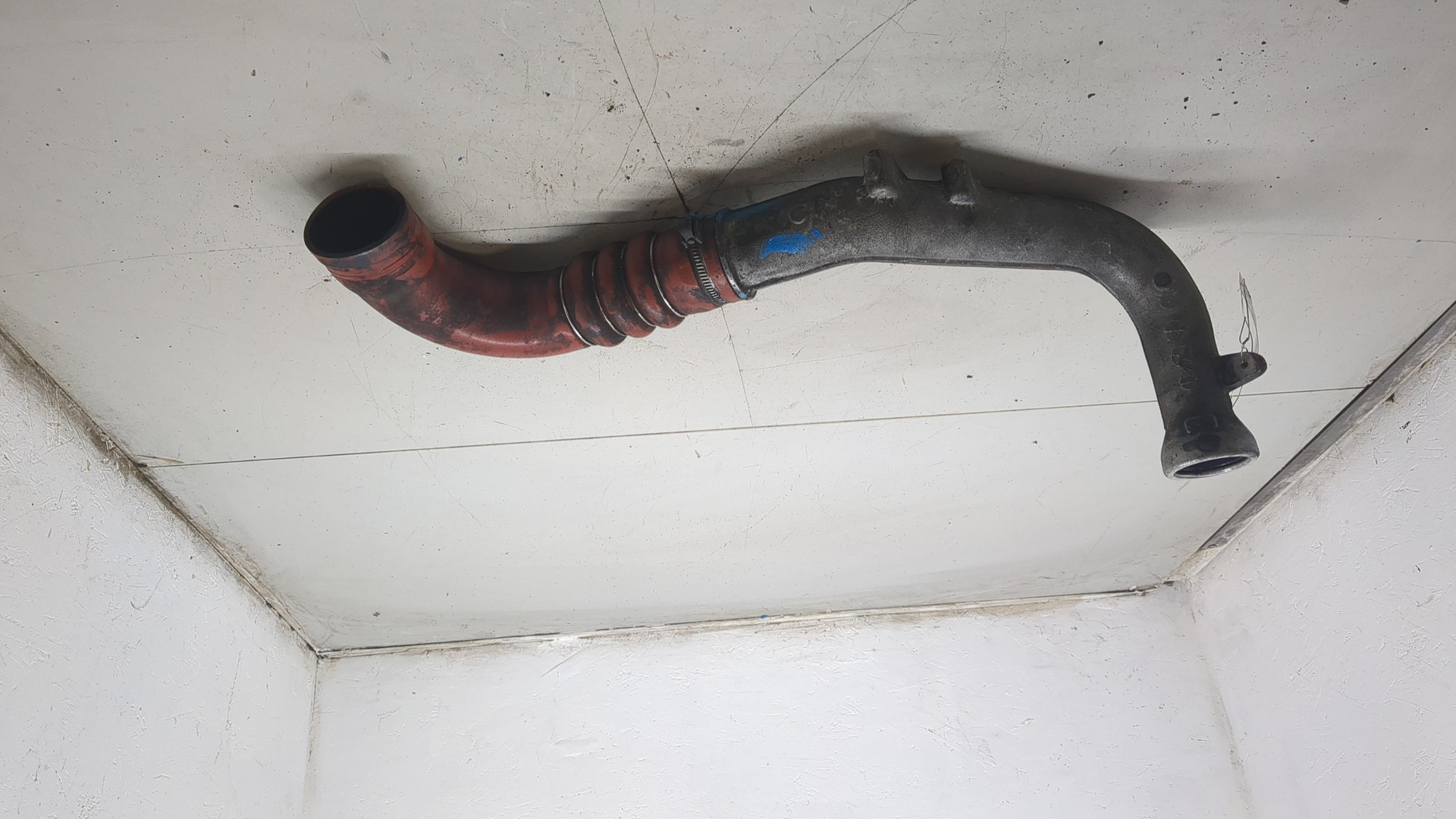 Патрубок интеркулера