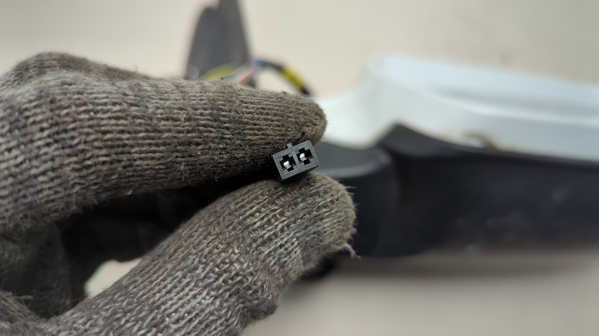 Зеркало правое электрическое