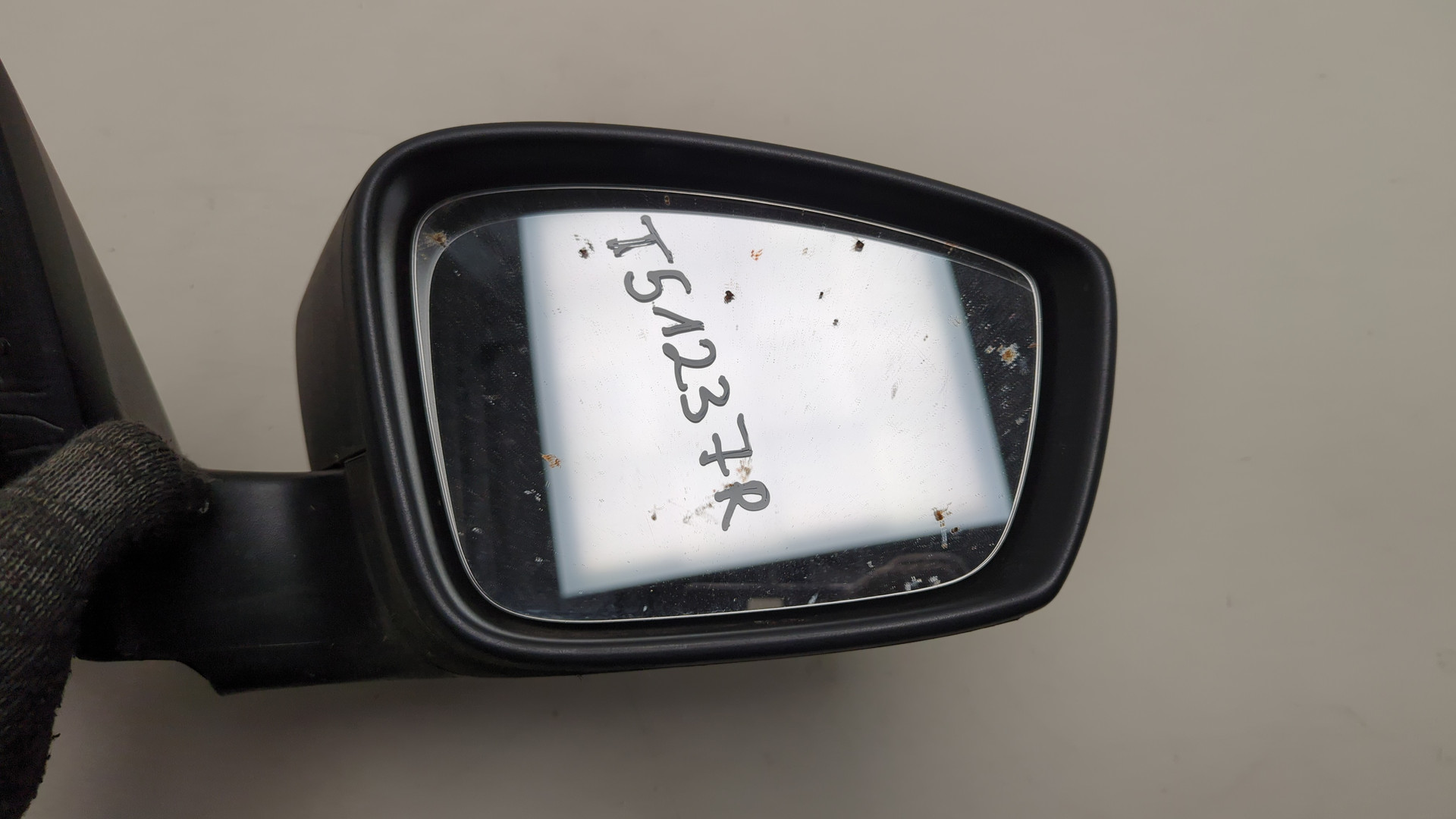 Зеркало правое электрическое