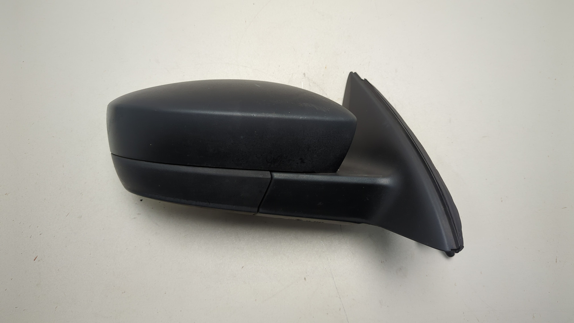 Зеркало правое электрическое