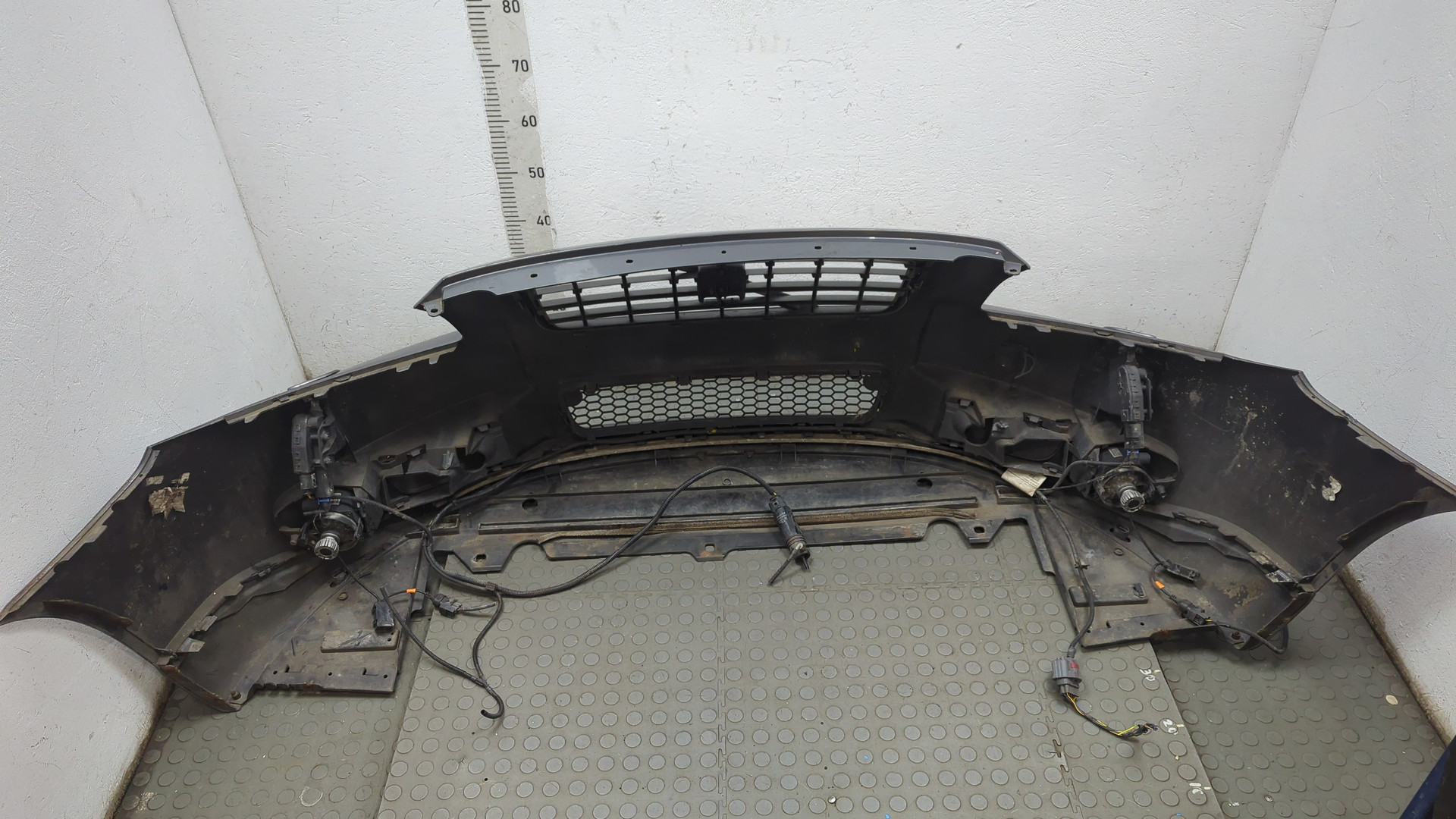 Бампер передний