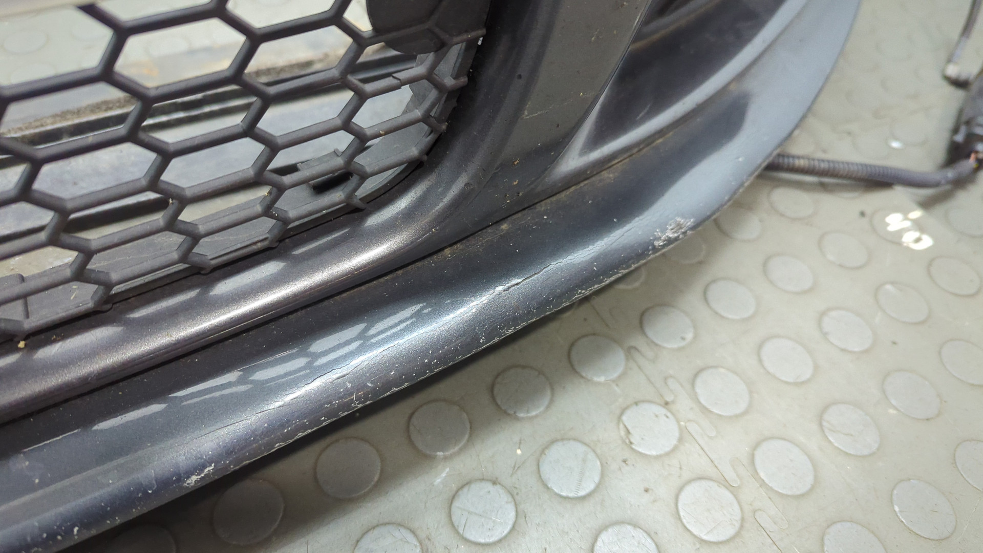 Бампер передний