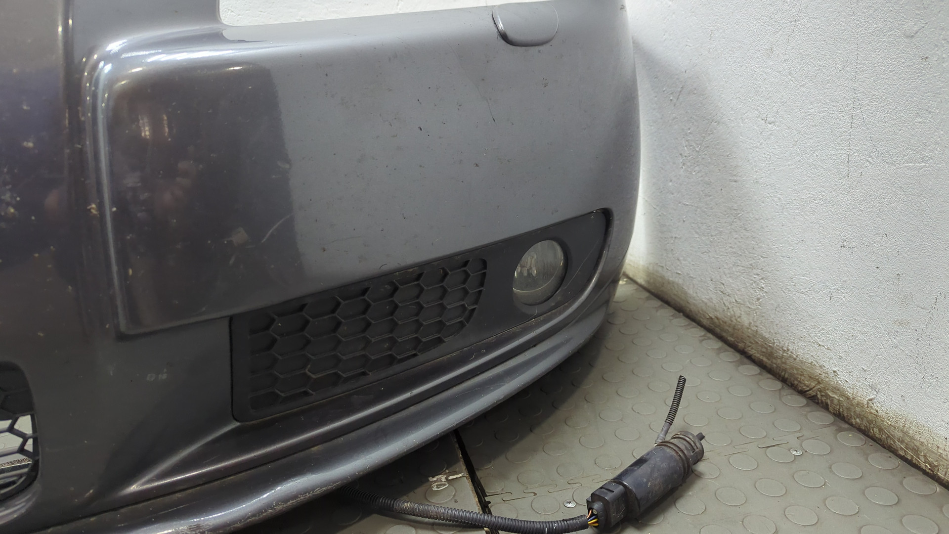 Бампер передний