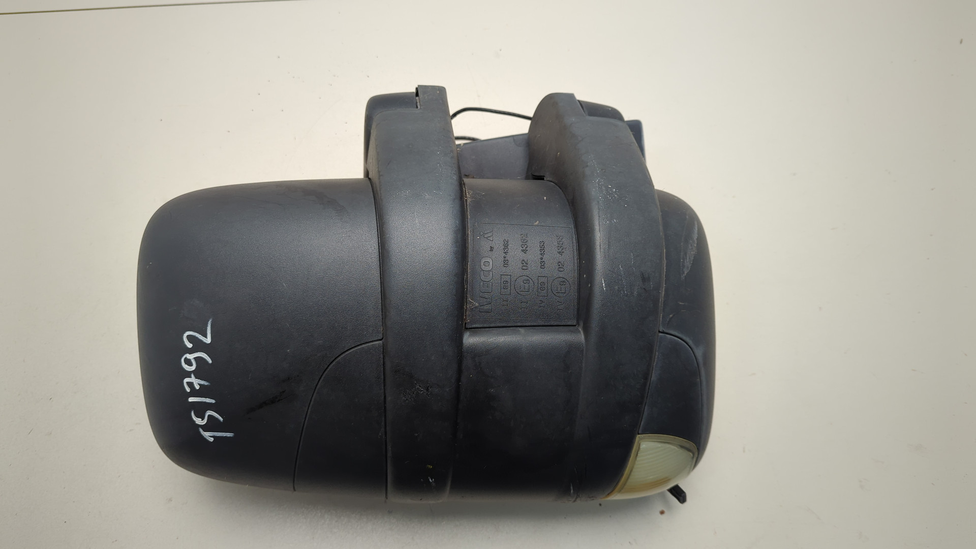 Зеркало правое электрическое