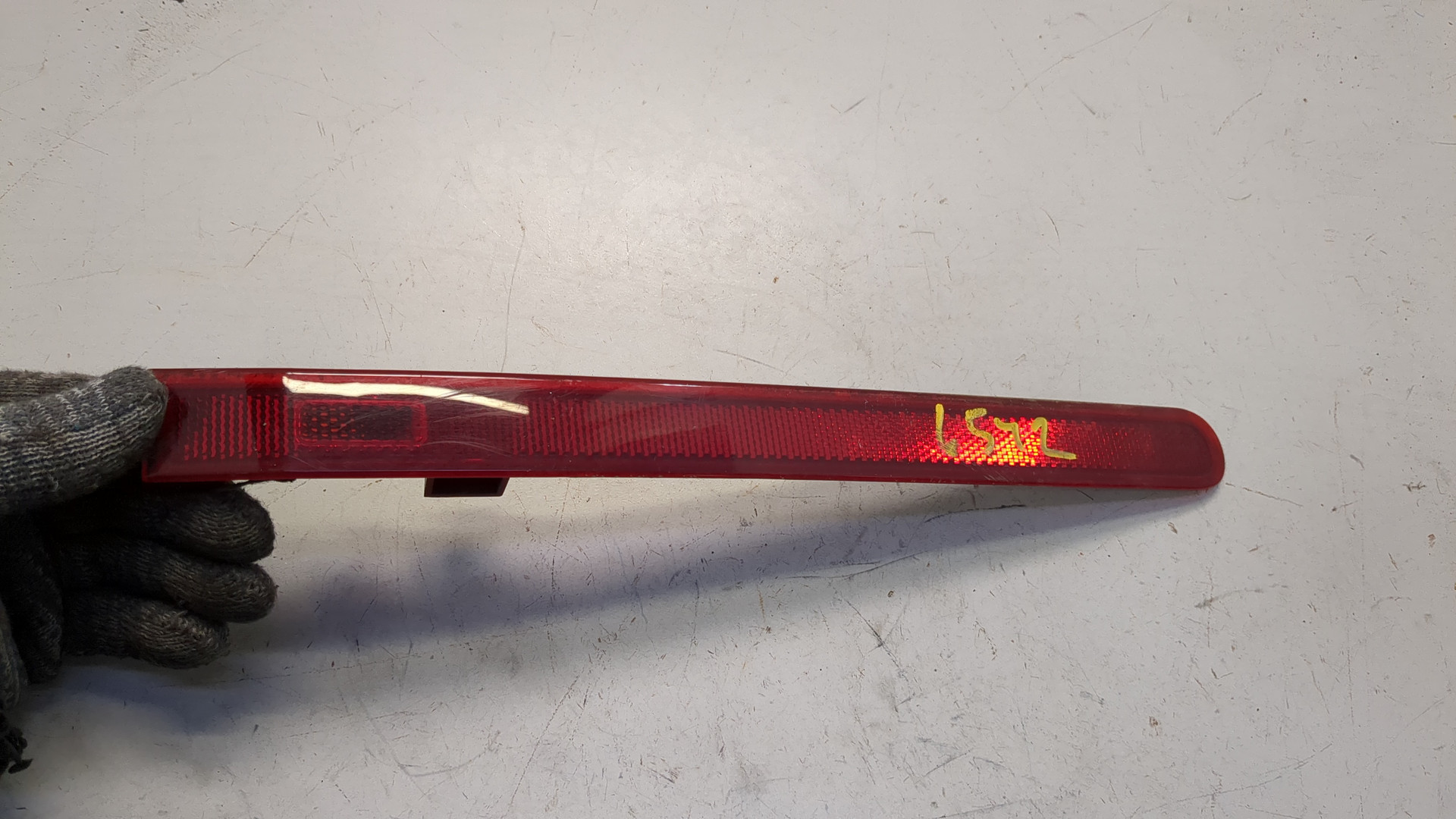 Отражатель в бампер задний правый