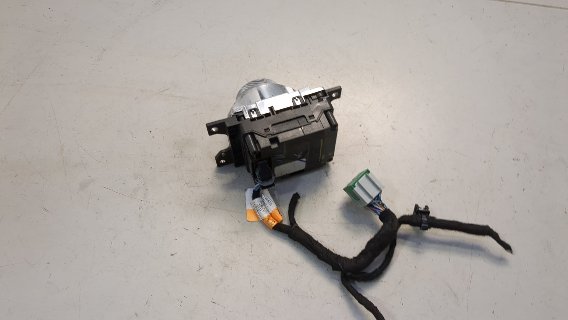 Кулиса МКПП / АКПП